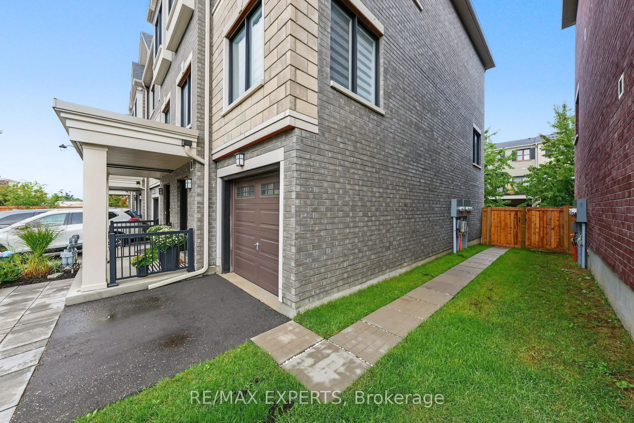 114 Covington Crescent
