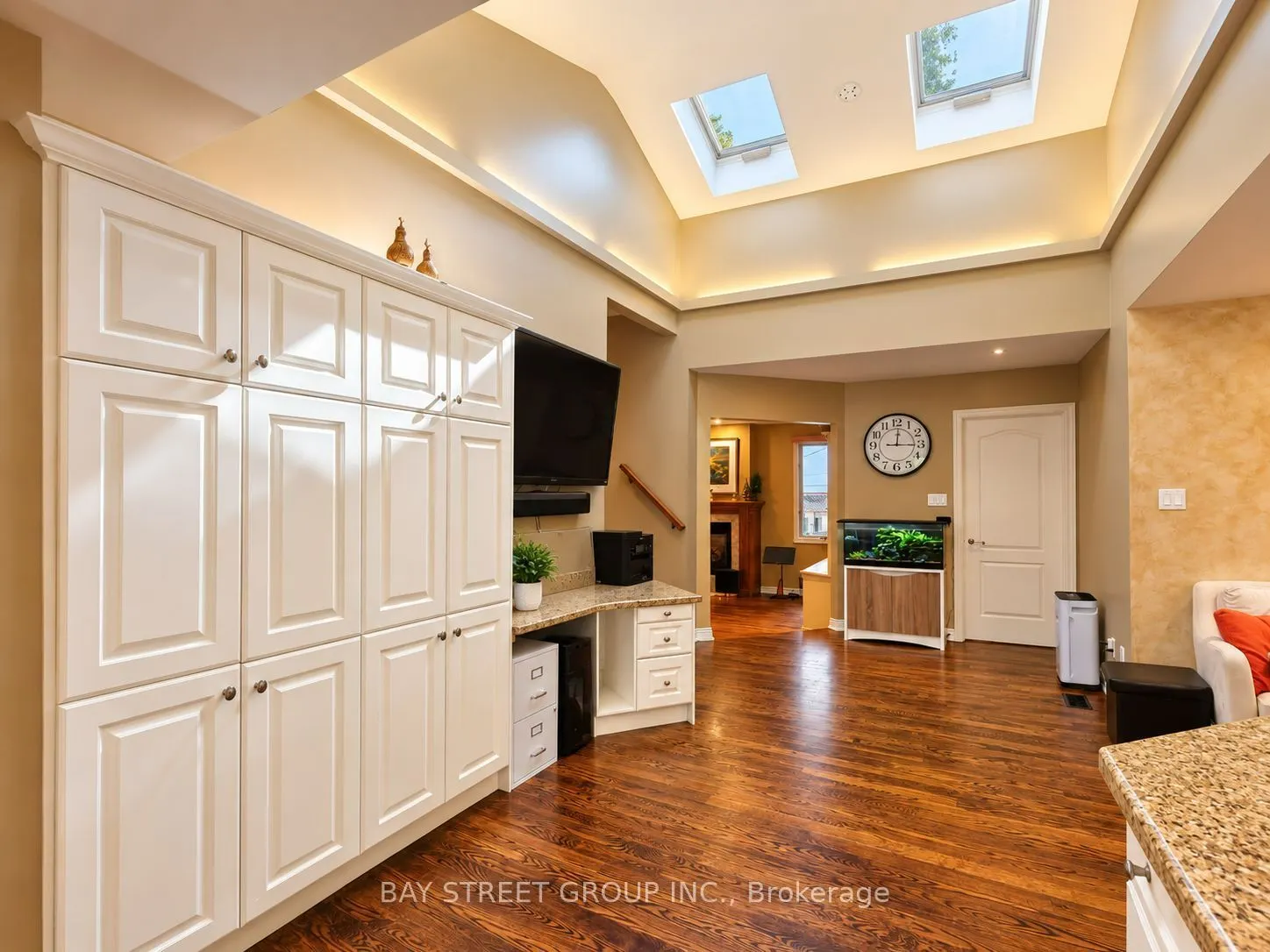 111 Fred Varley Drive