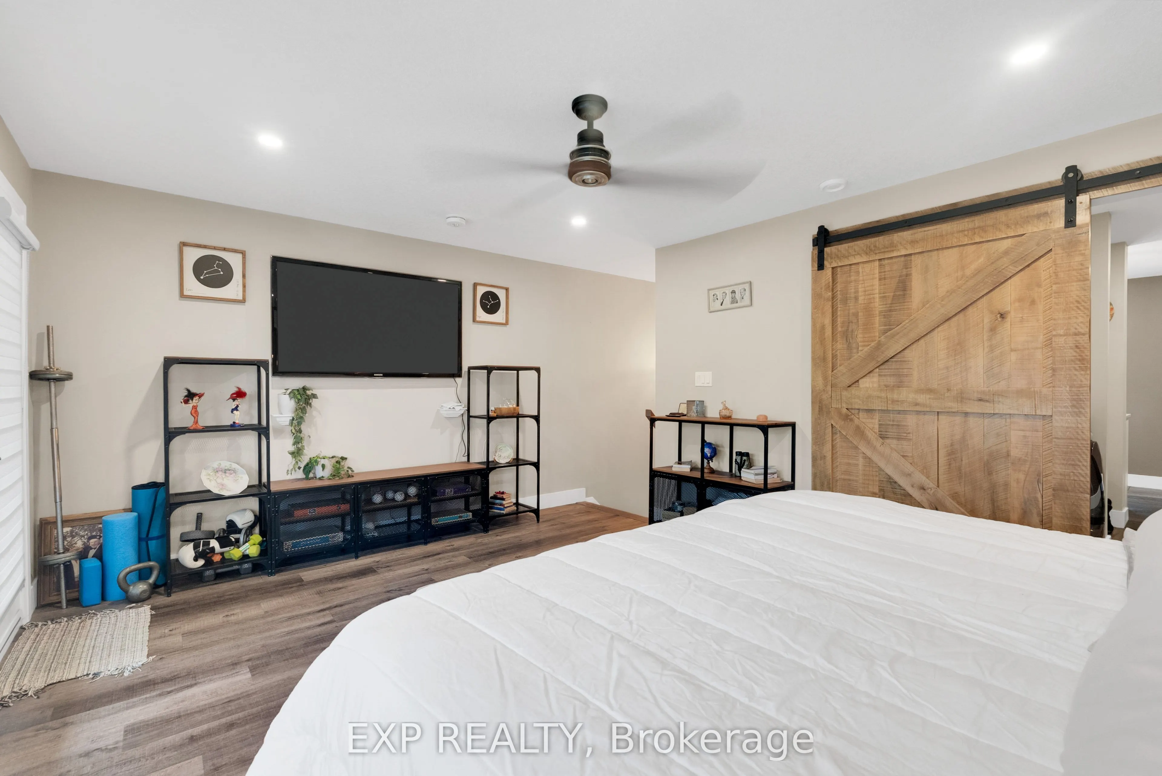 143 Albert Street W
