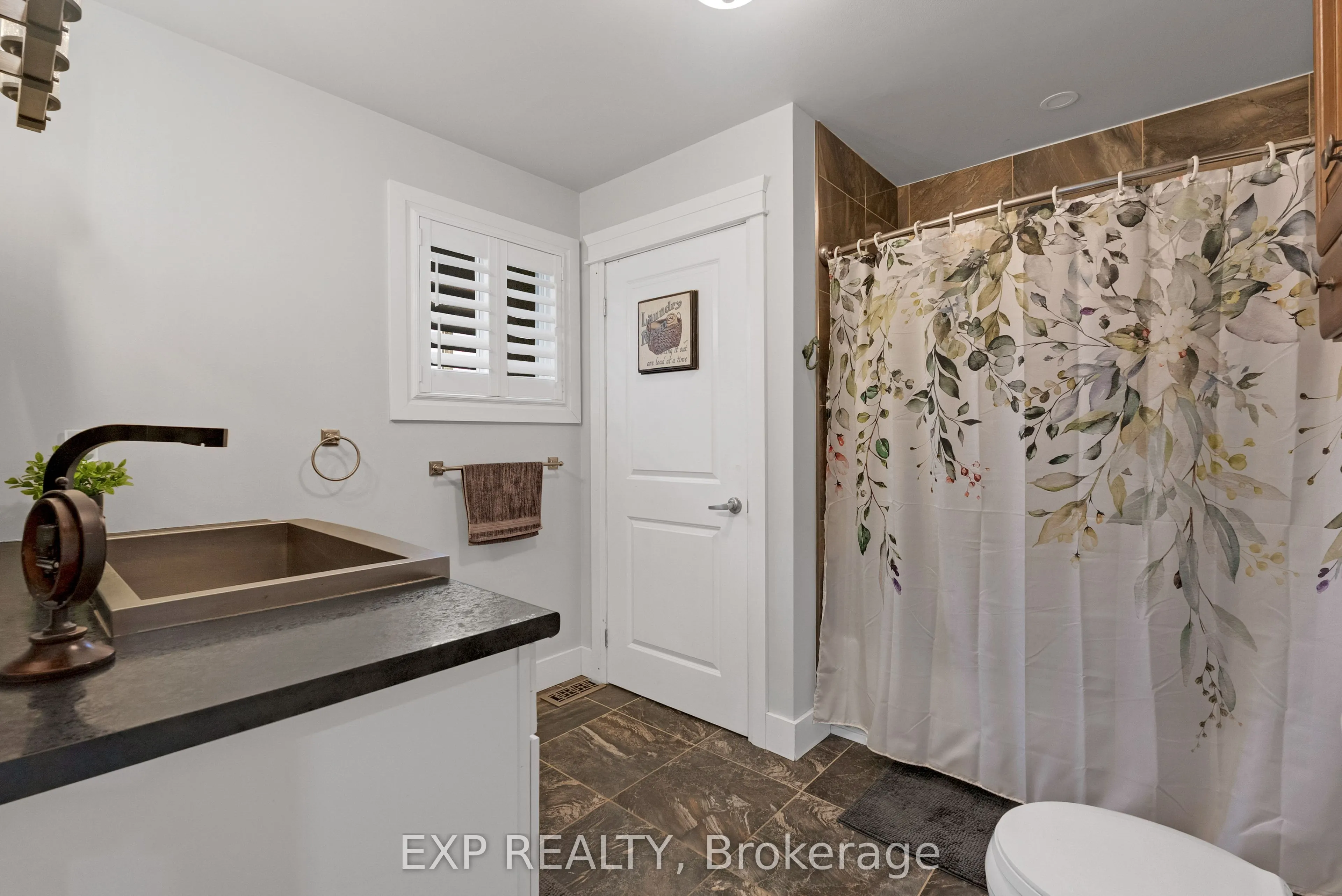 143 Albert Street W