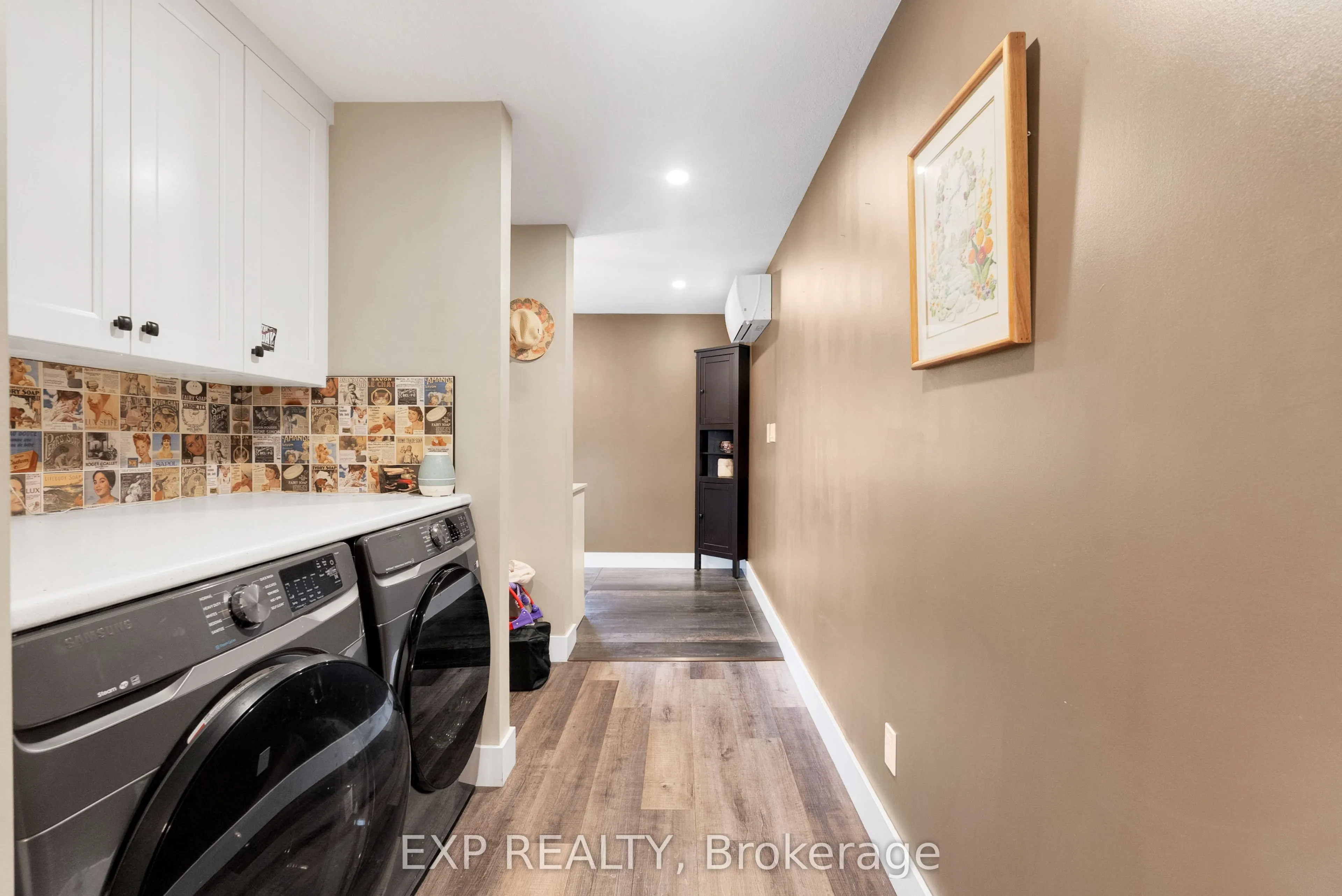 143 Albert Street W