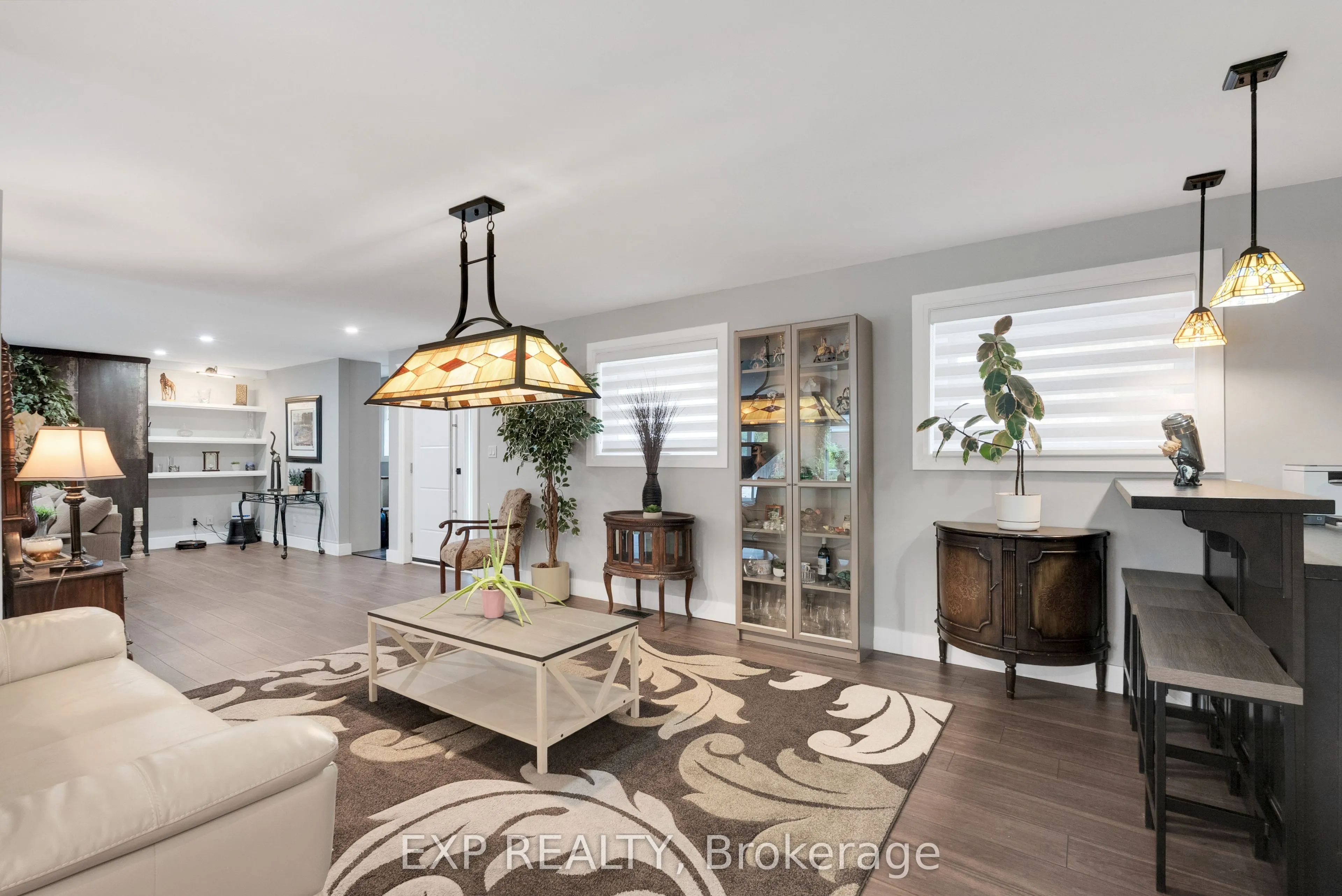 143 Albert Street W