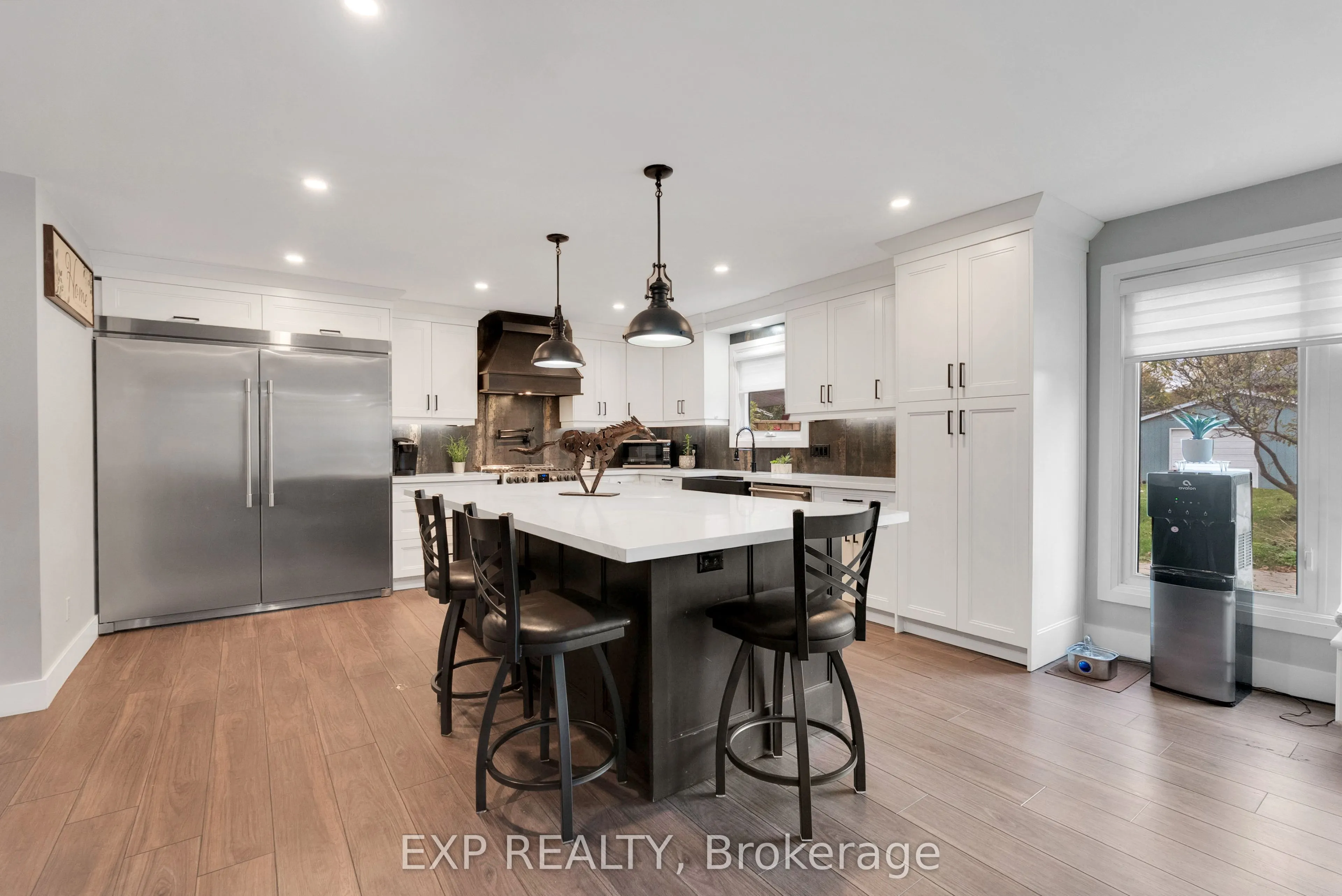 143 Albert Street W