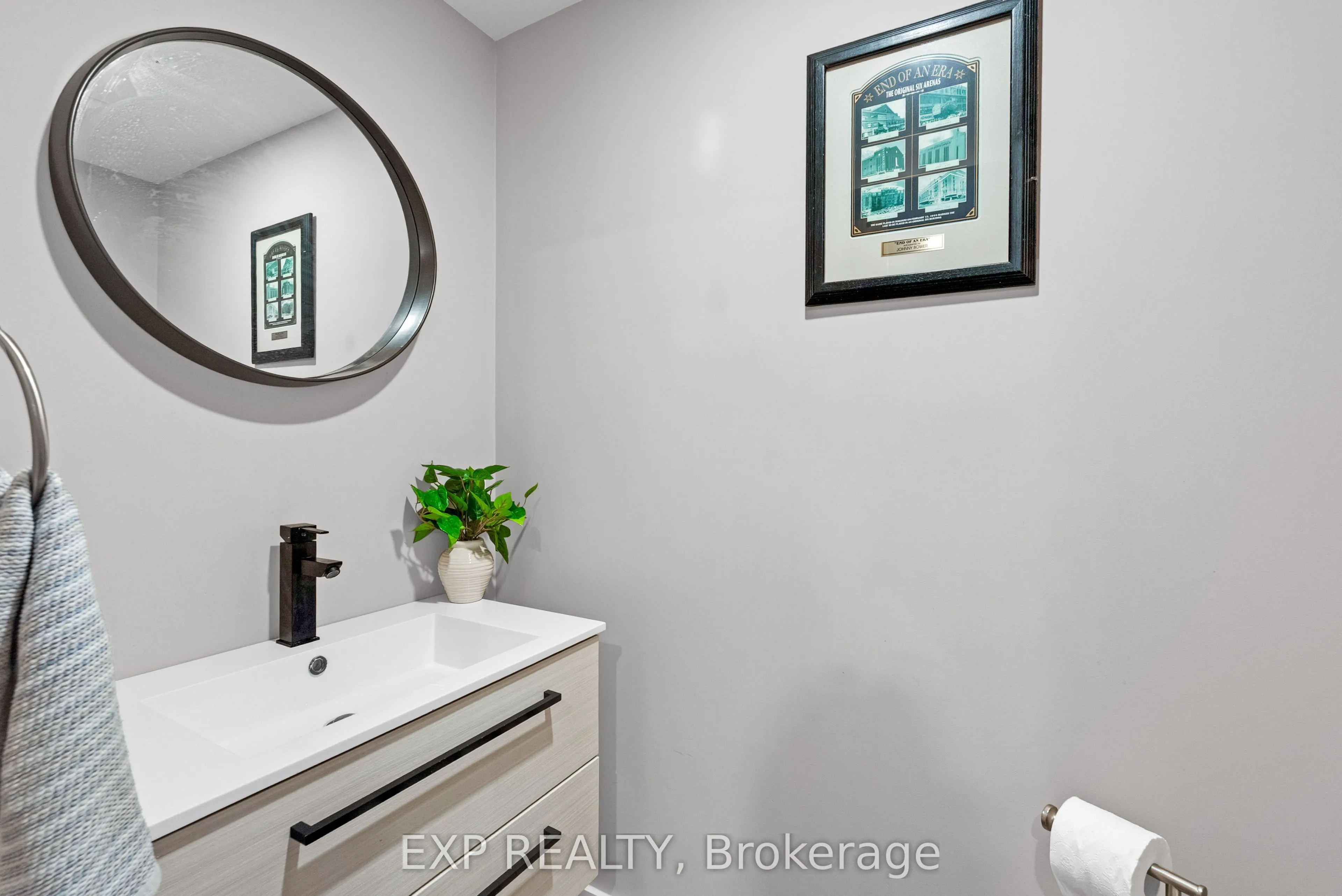 143 Albert Street W