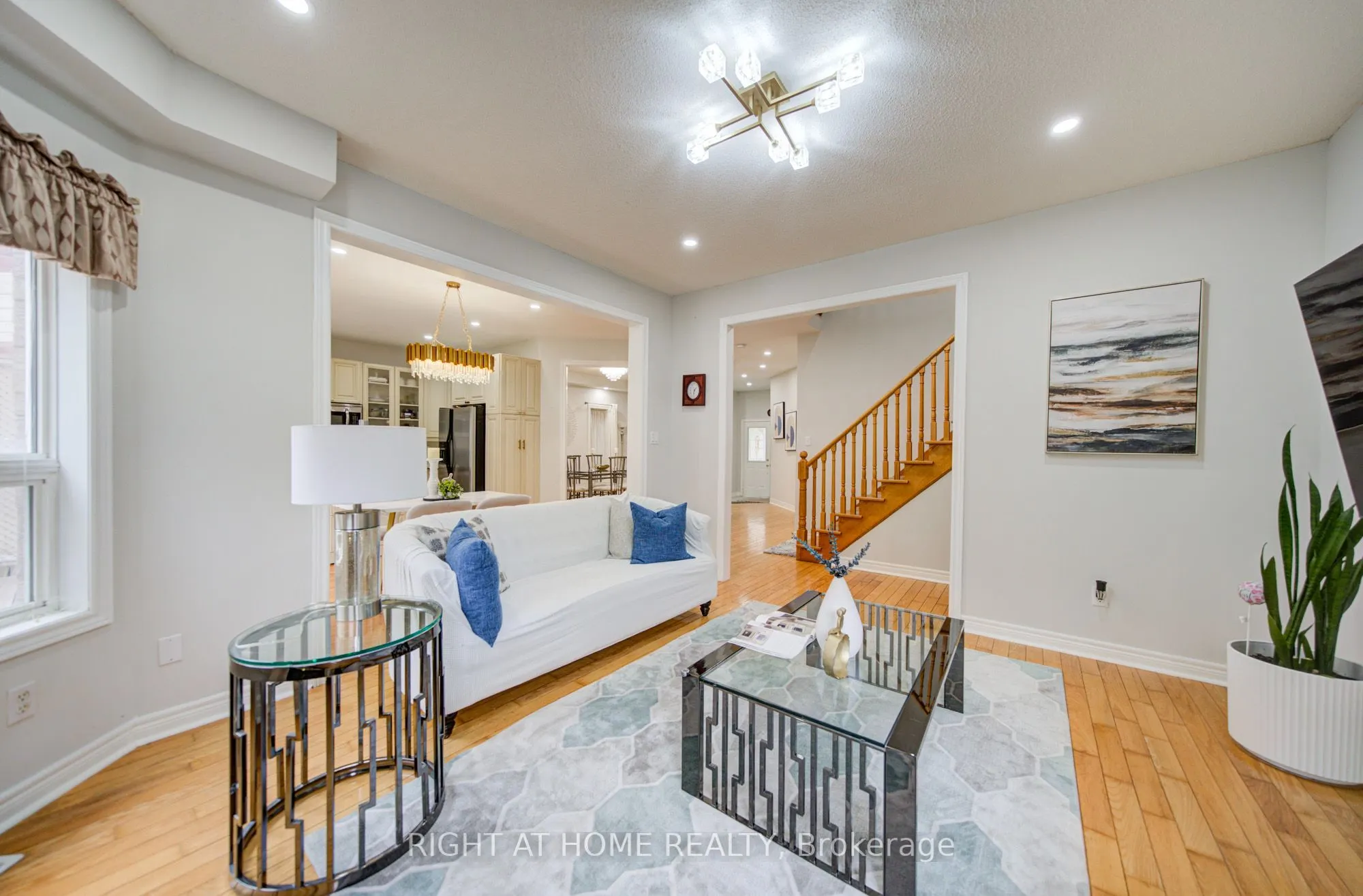 81 Old Colony Road