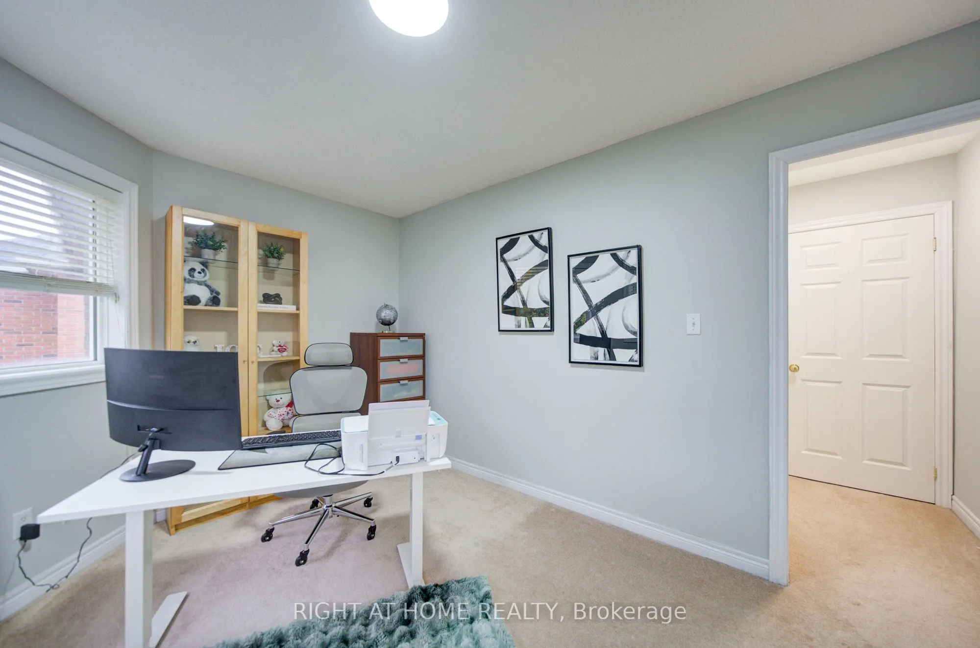81 Old Colony Road