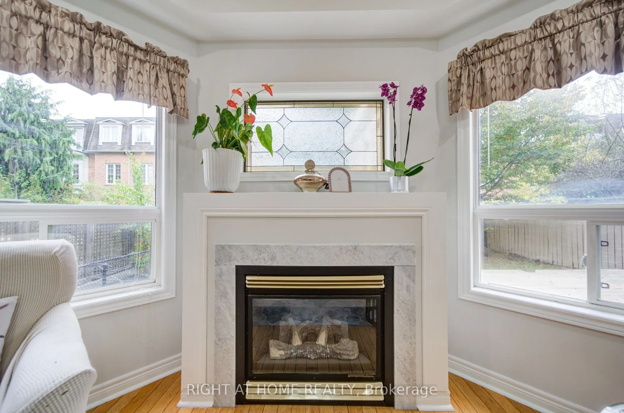 81 Old Colony Road