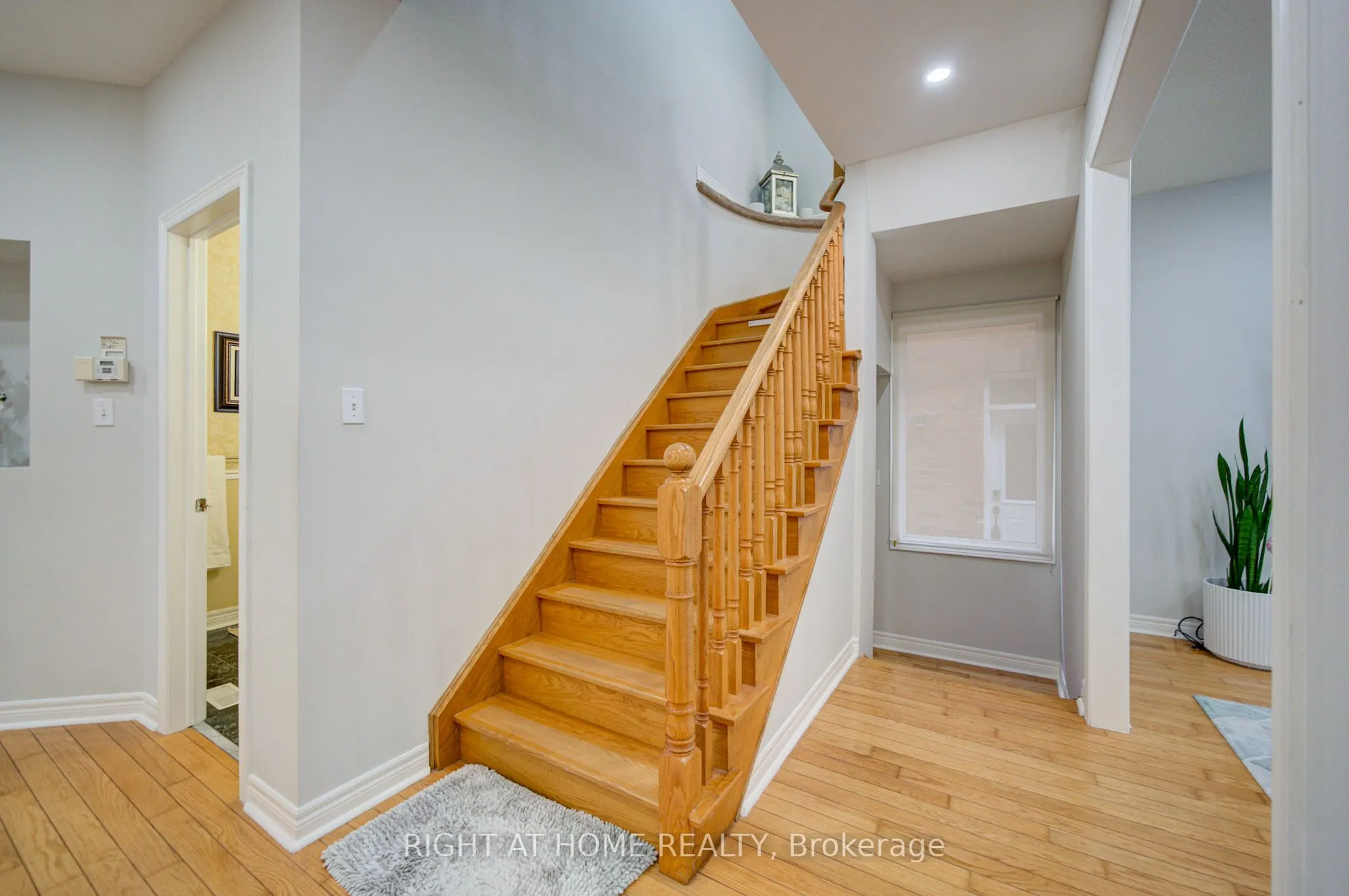 81 Old Colony Road