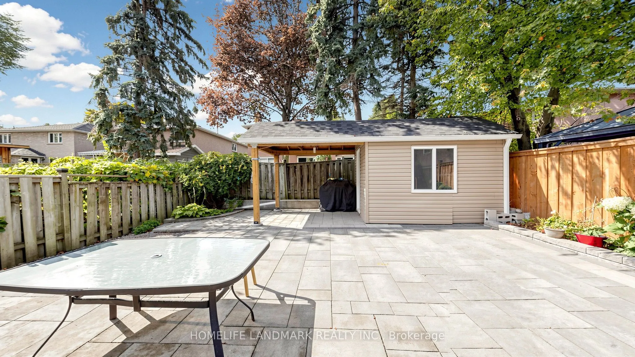 4 Bishop Crescent