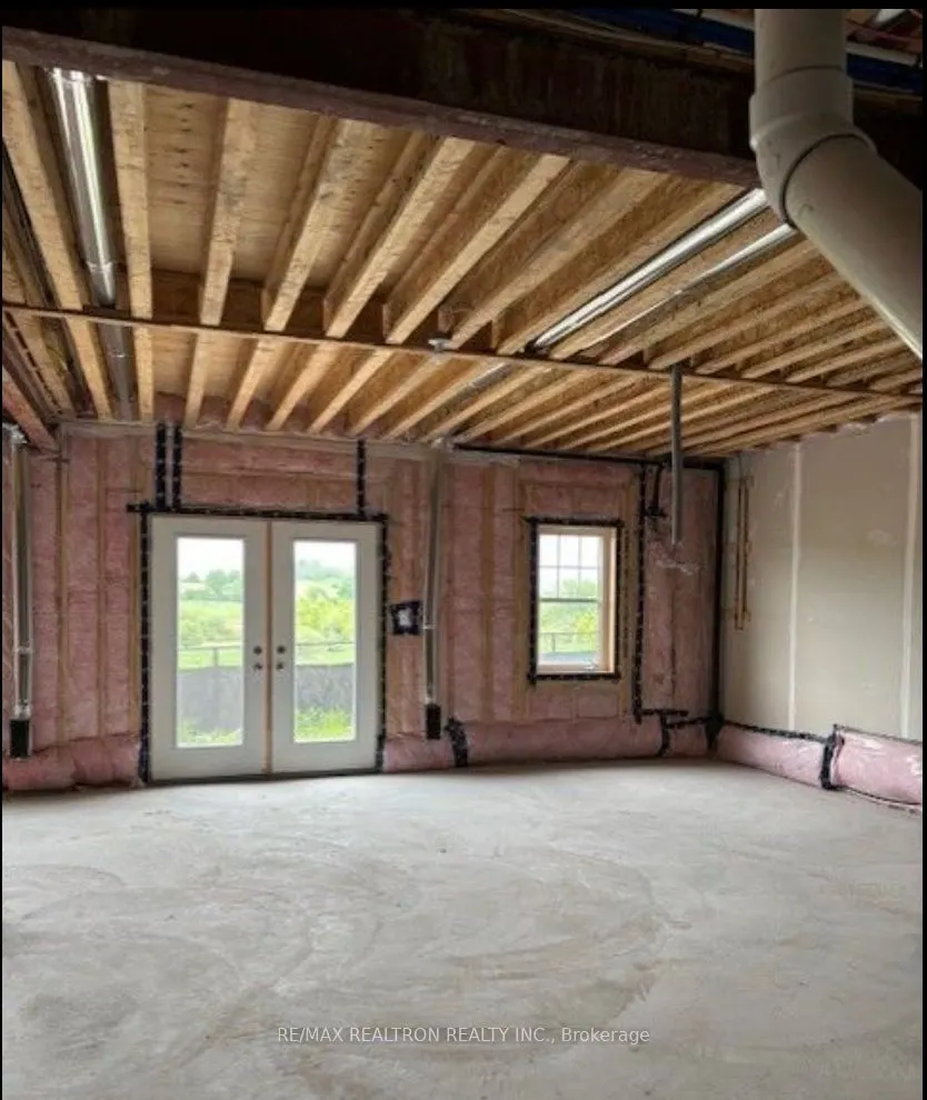 28 Plank Road