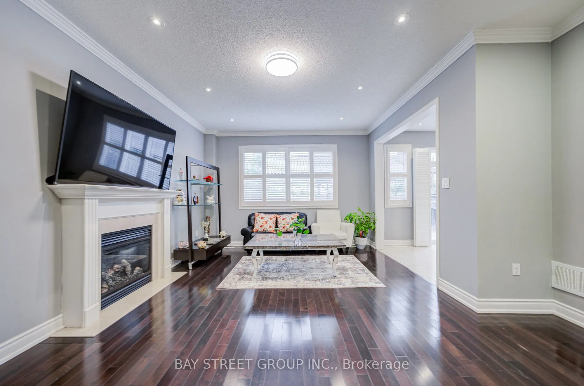 11 Farmington Road