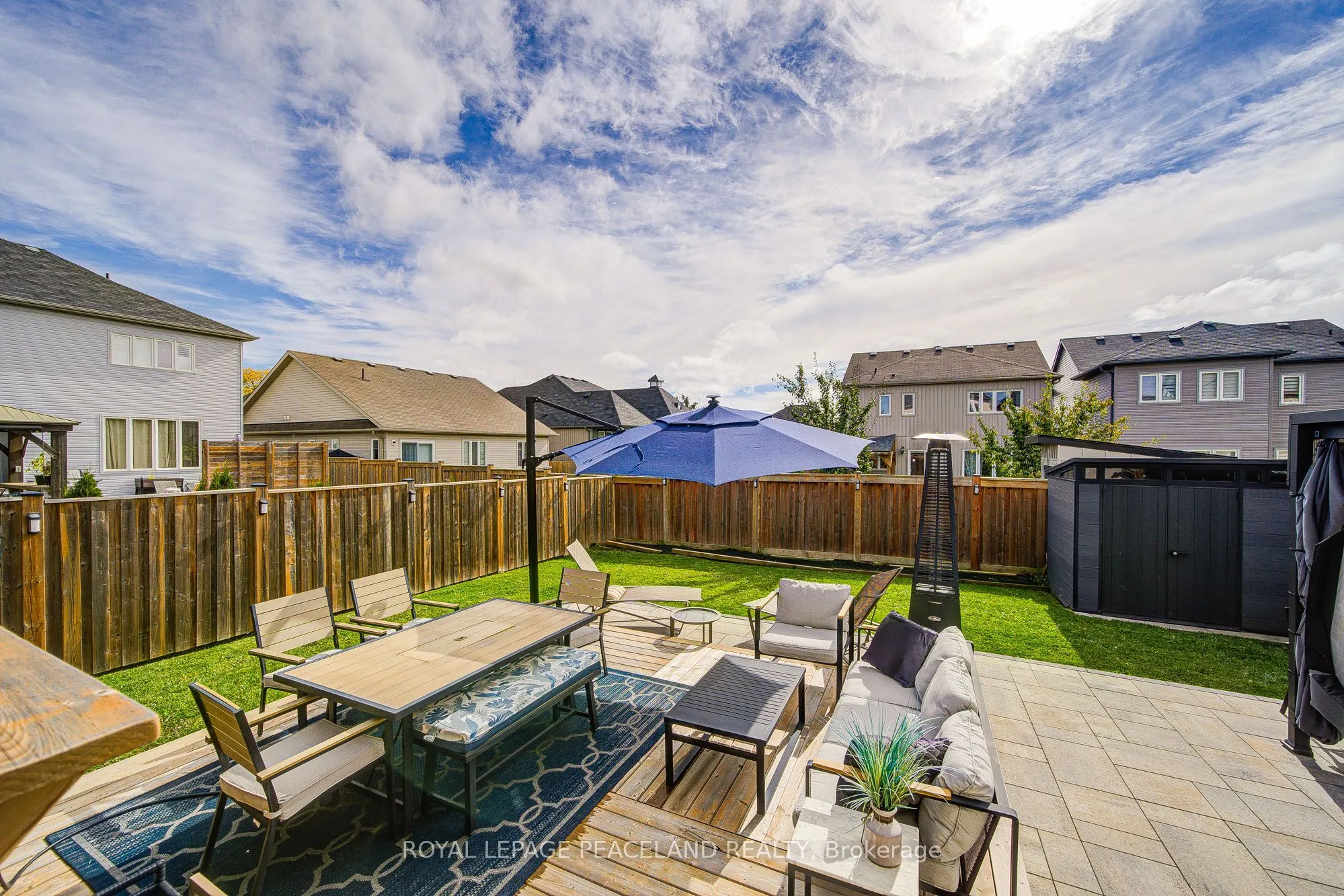 21 Don Hadden Crescent
