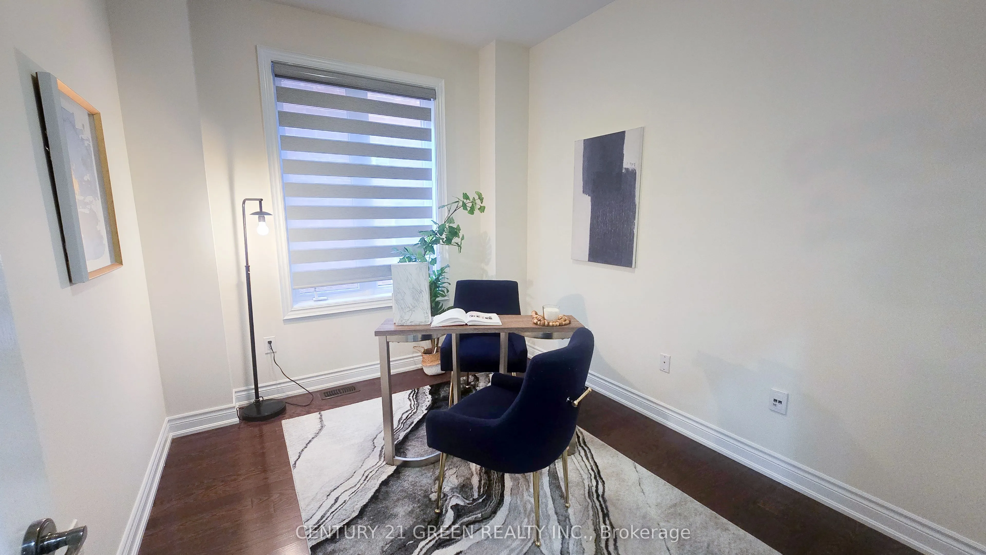 61 Magdalan Crescent