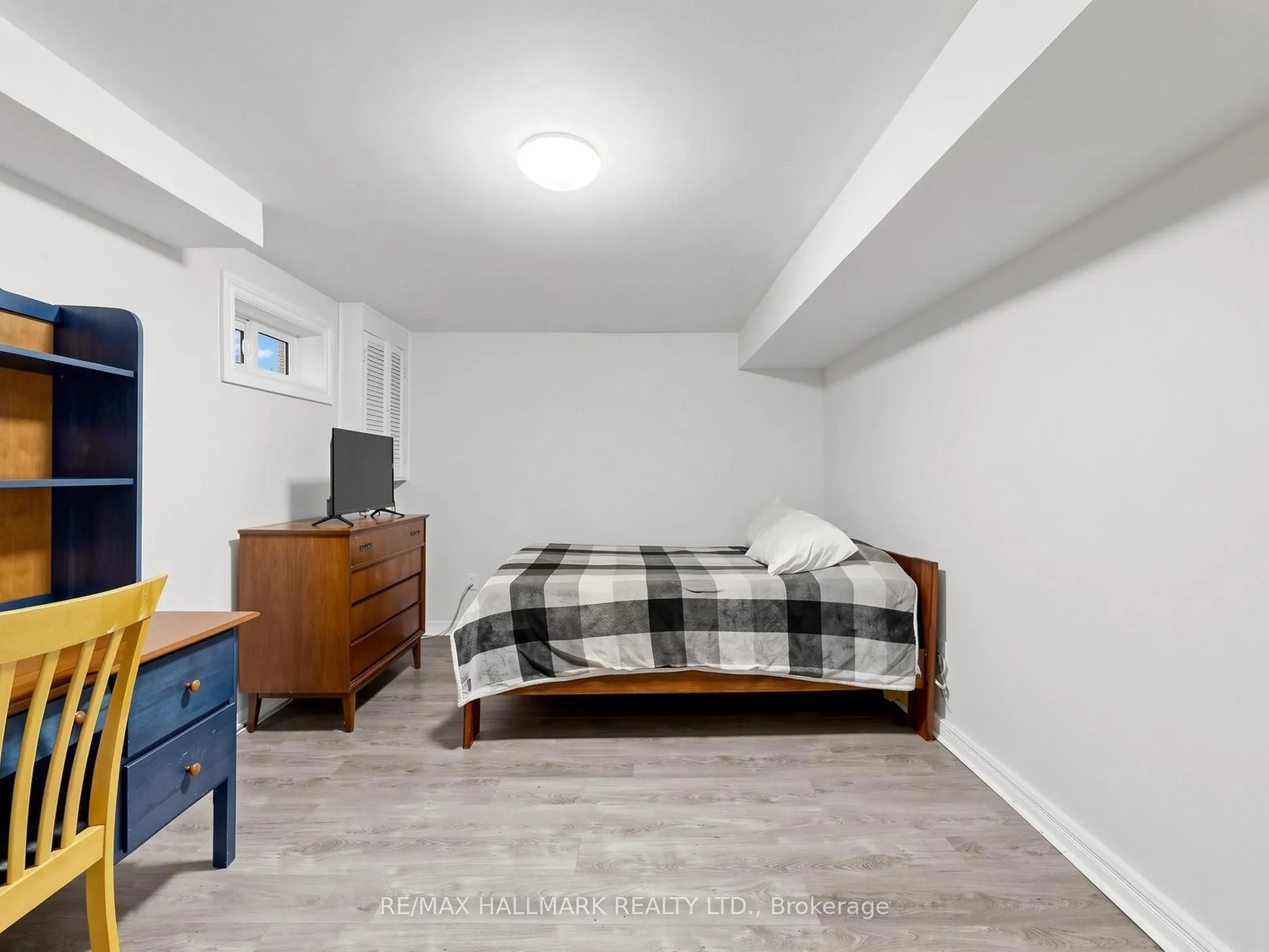 282 Royal Orchard Boulevard #13