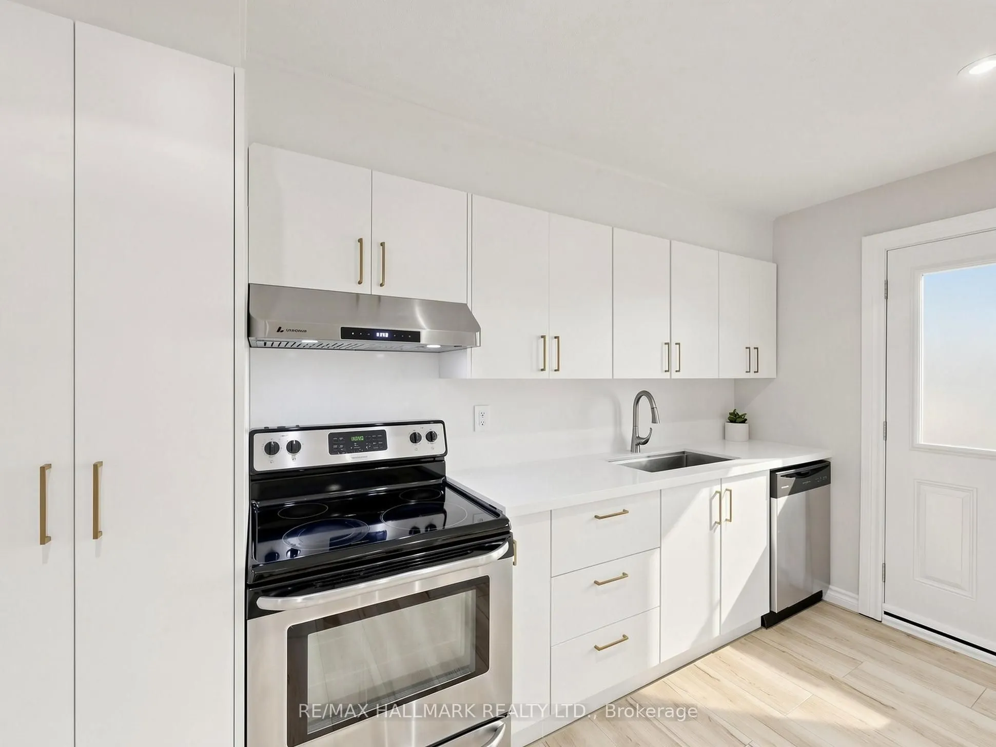 282 Royal Orchard Boulevard #13