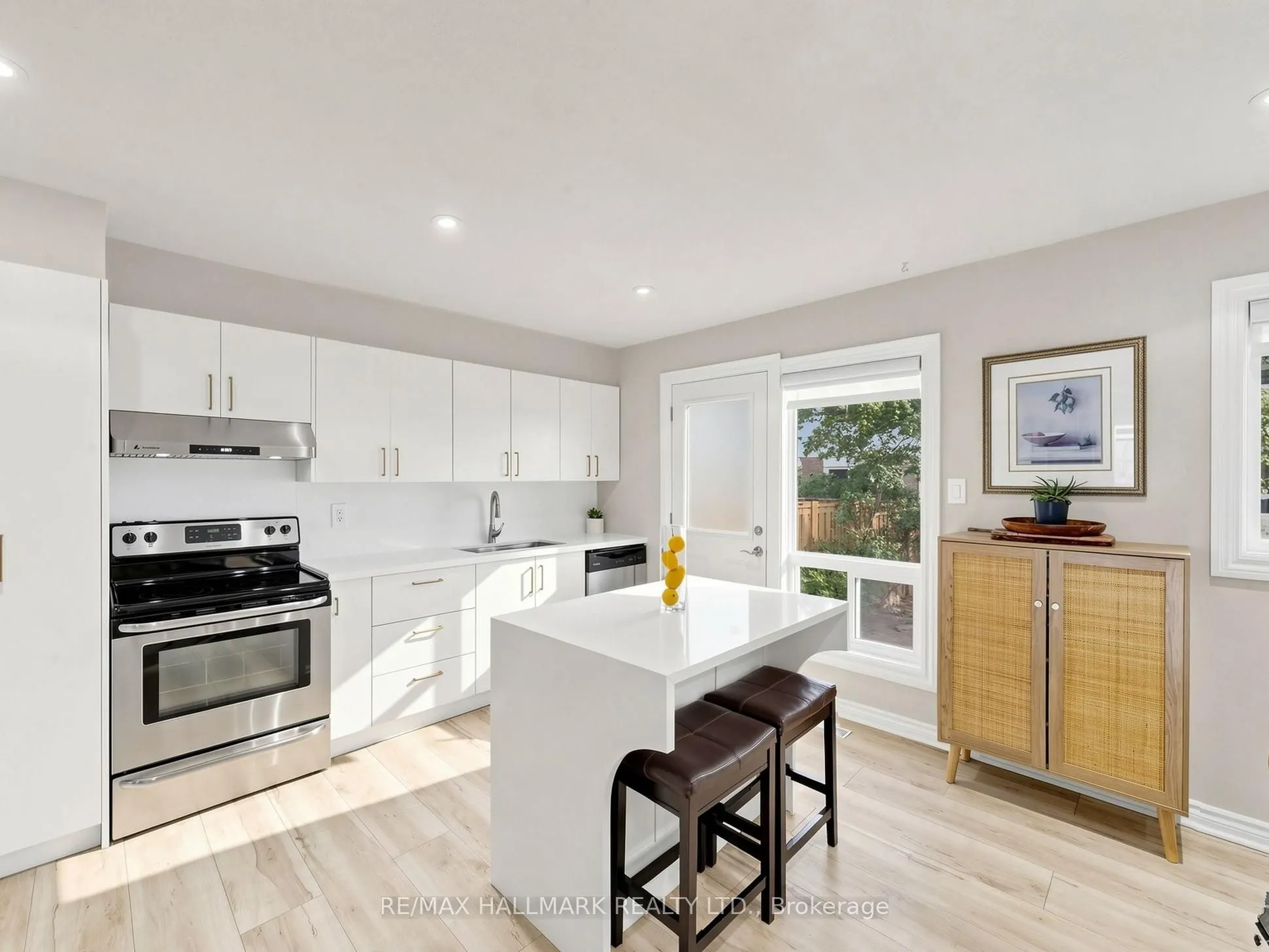 282 Royal Orchard Boulevard #13