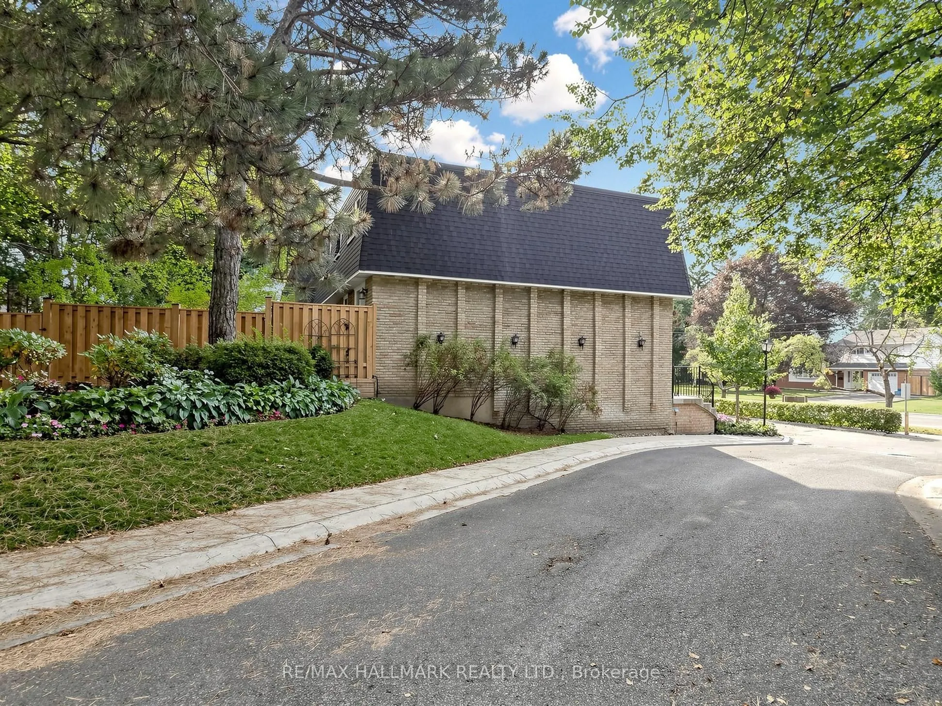 282 Royal Orchard Boulevard #13