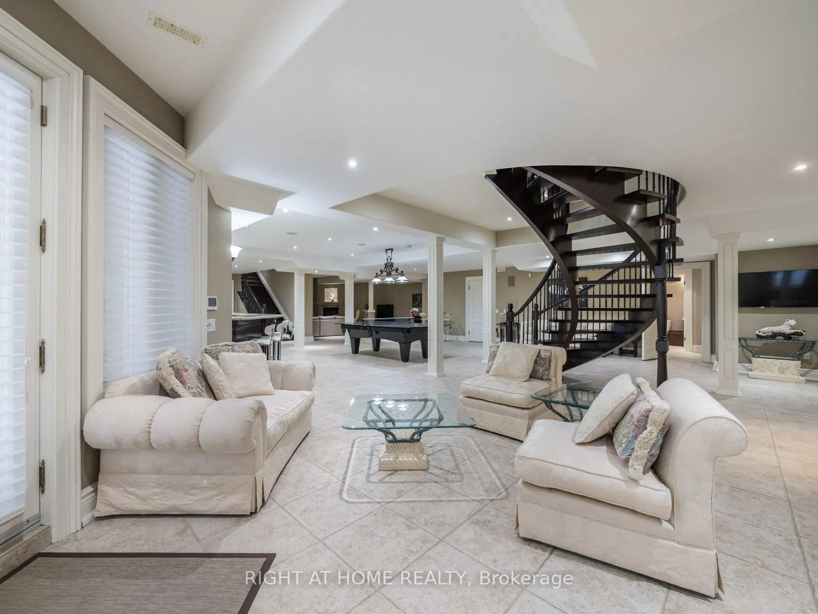 100 Rocmary Place