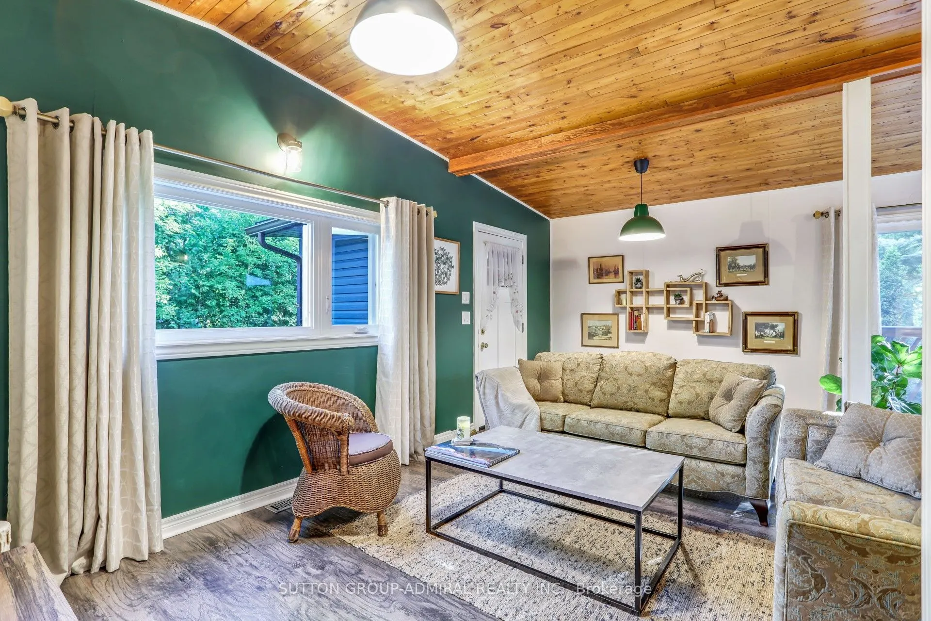 1087 Elm Road