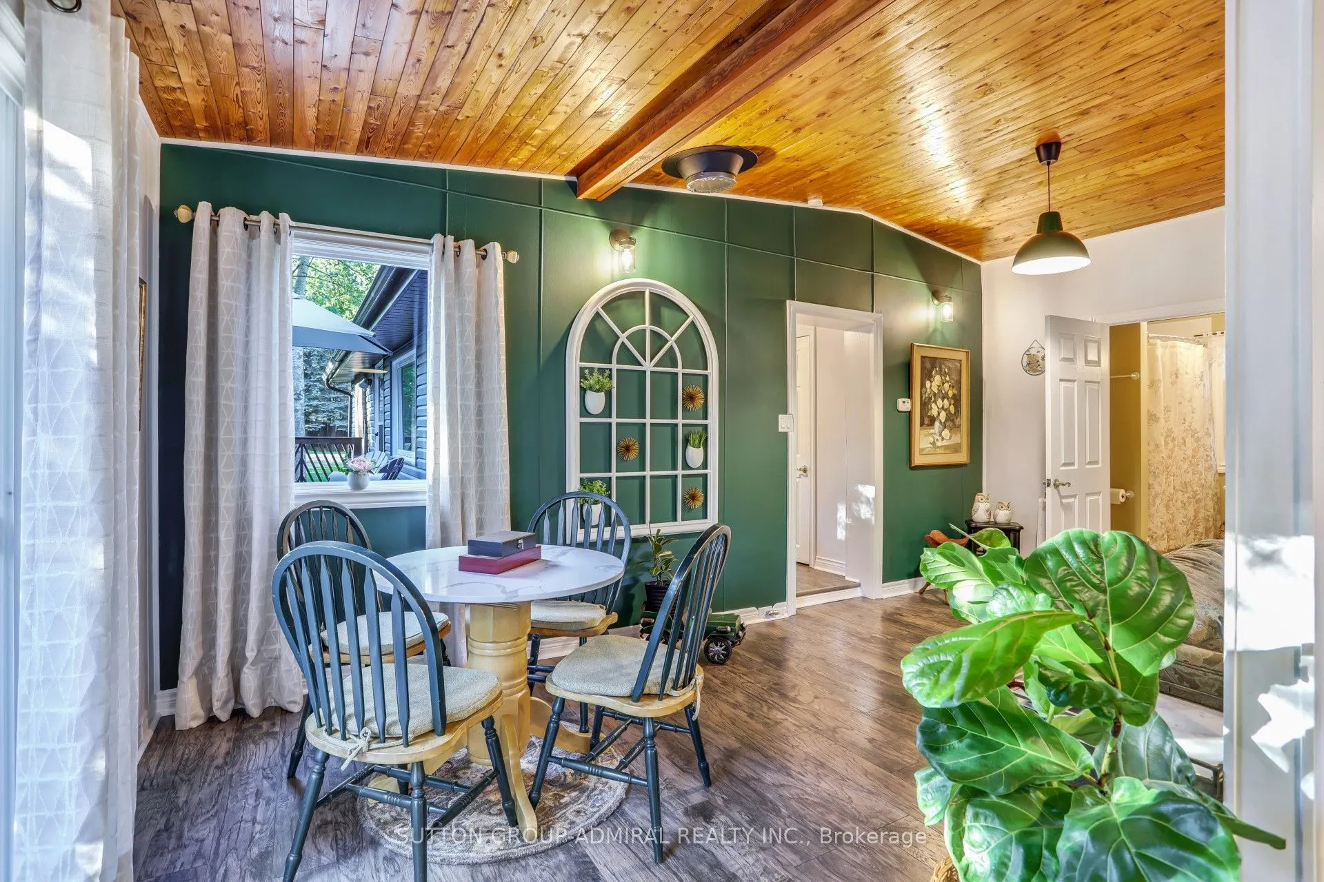 1087 Elm Road