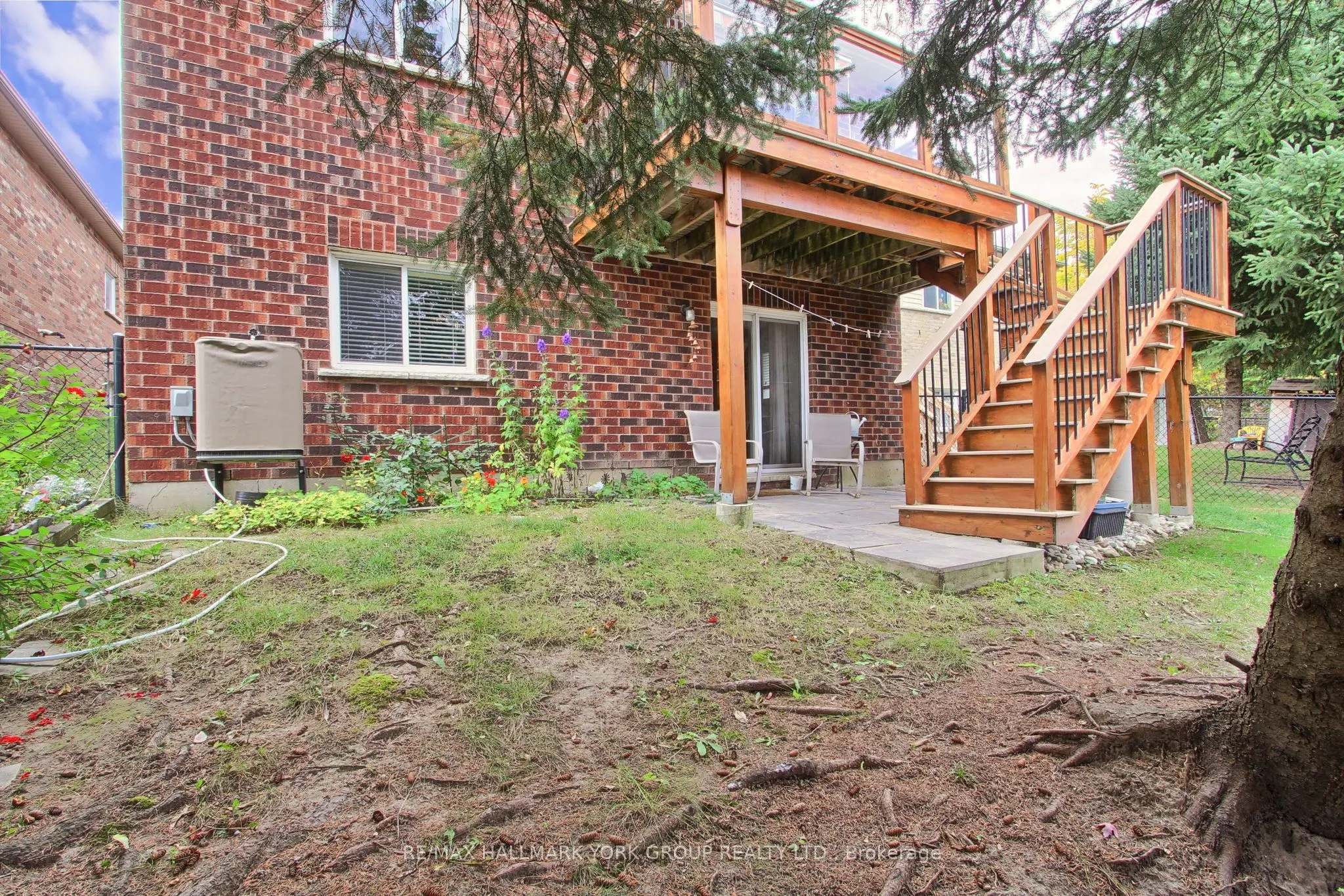 17 Hillview Drive