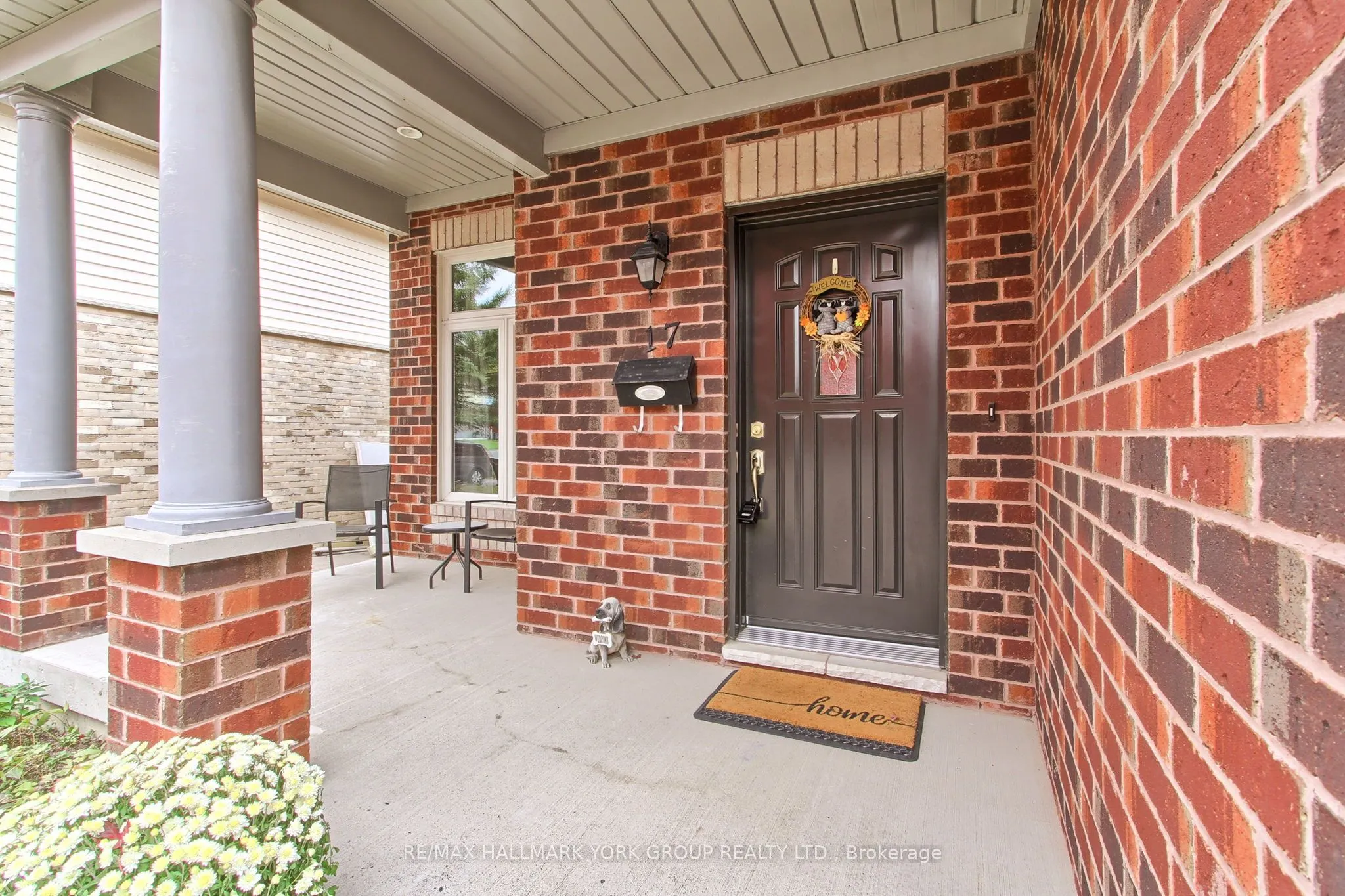 17 Hillview Drive