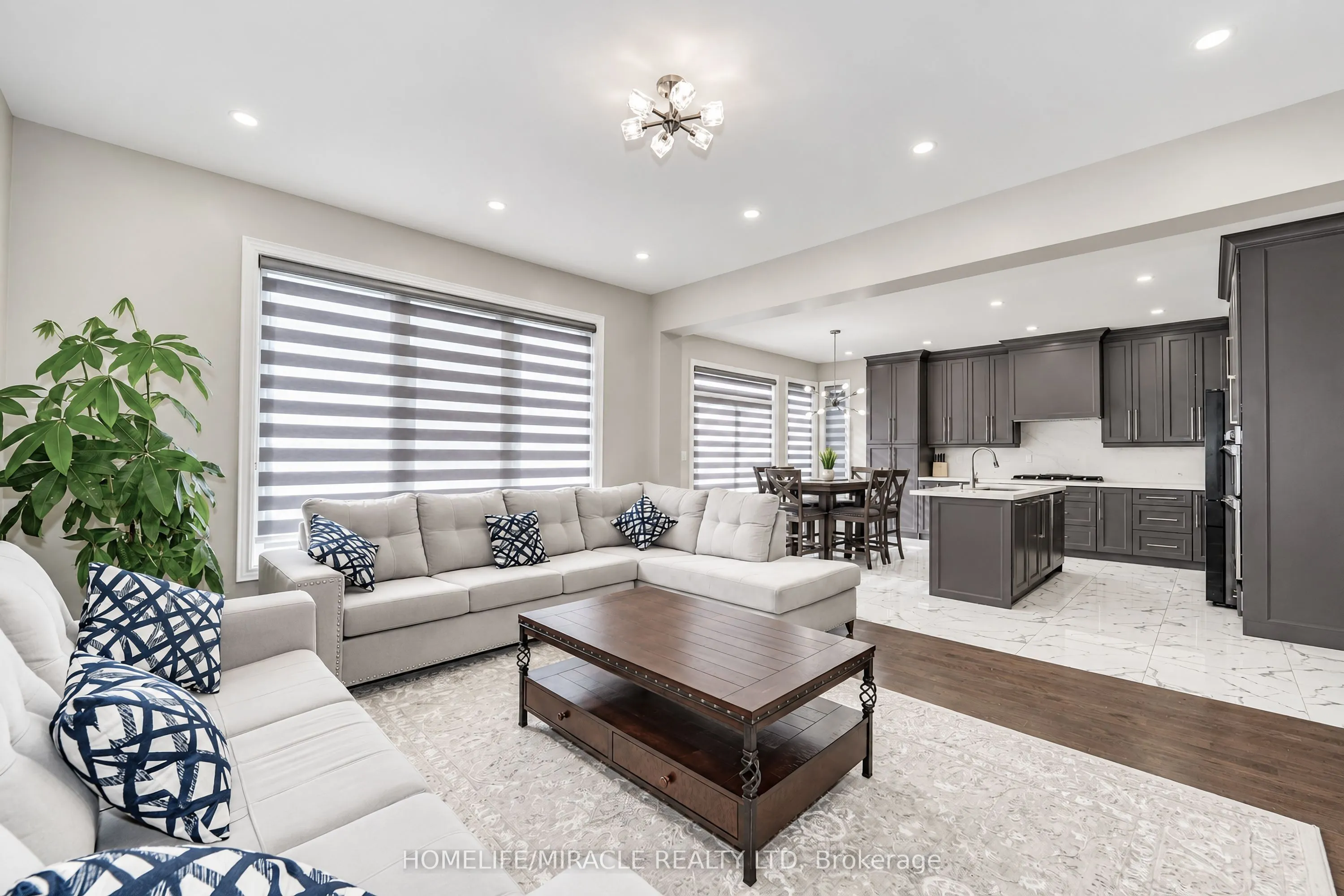 95 Scarlet Way