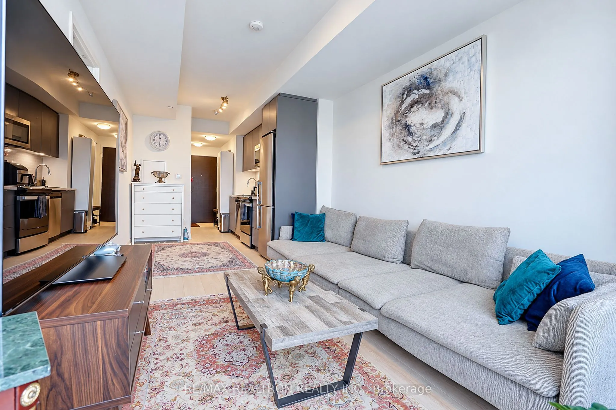 3 Rosewater Street #202W