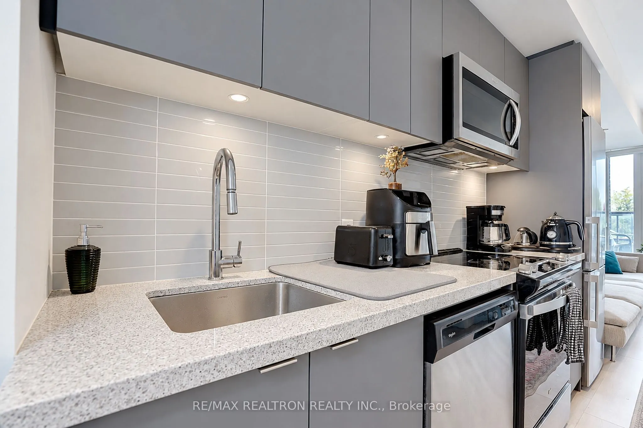 3 Rosewater Street #202W