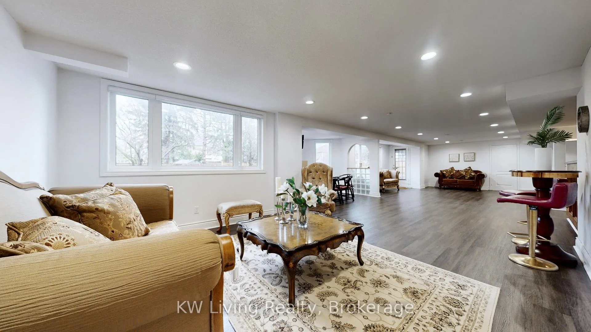 19 Spadina Road