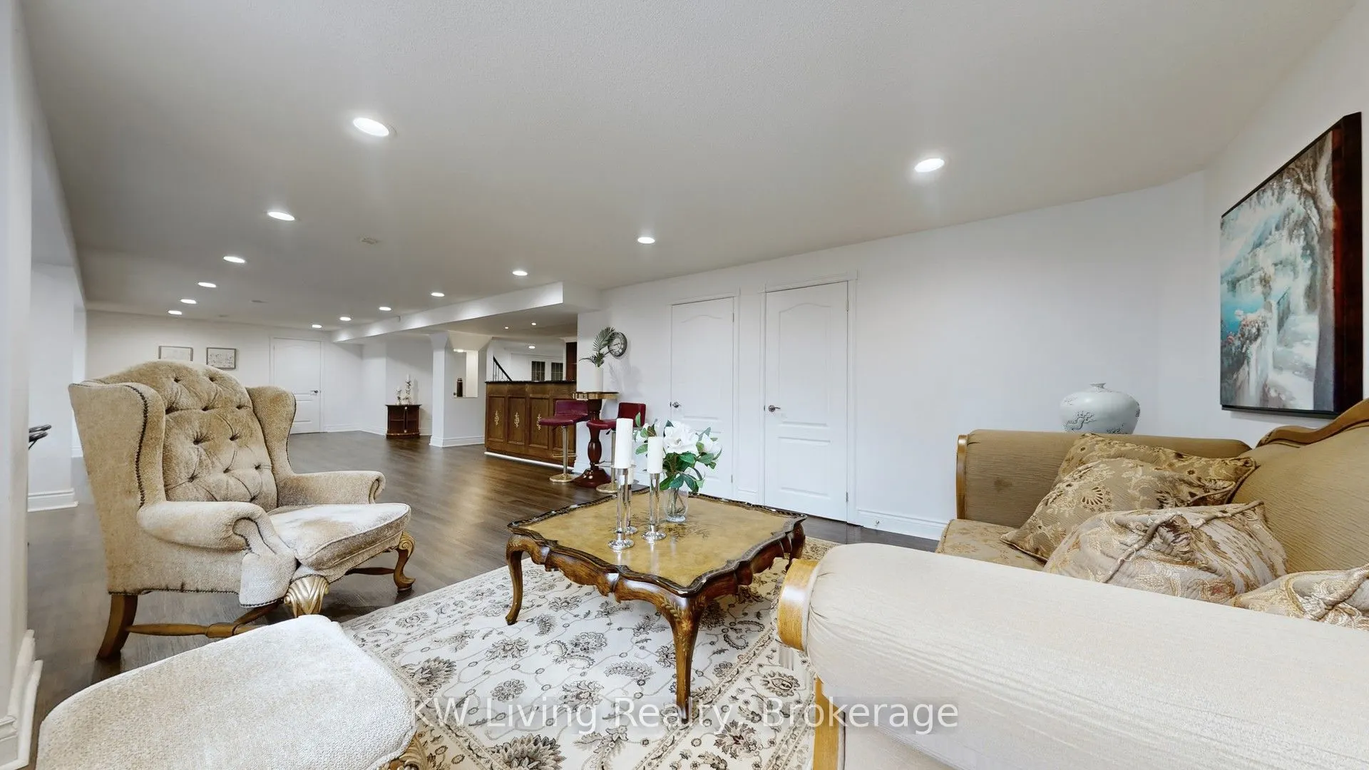 19 Spadina Road
