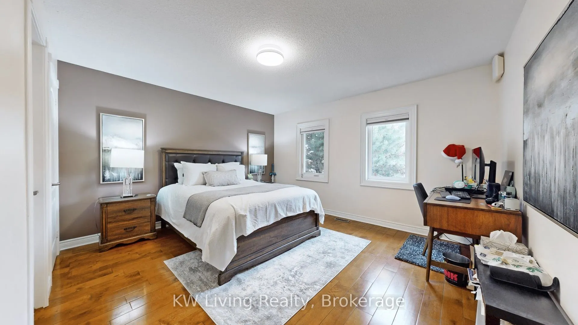 19 Spadina Road