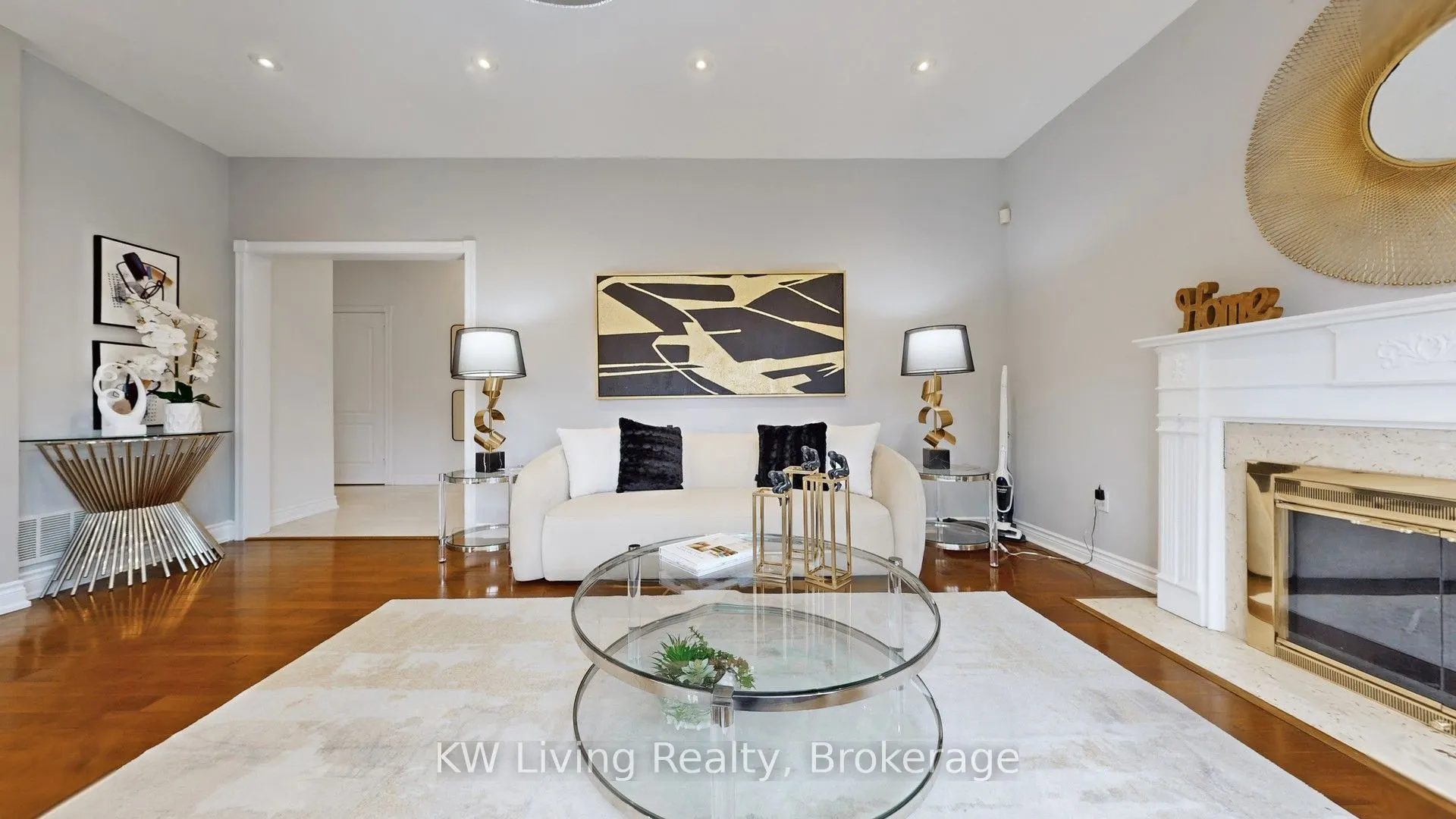 19 Spadina Road