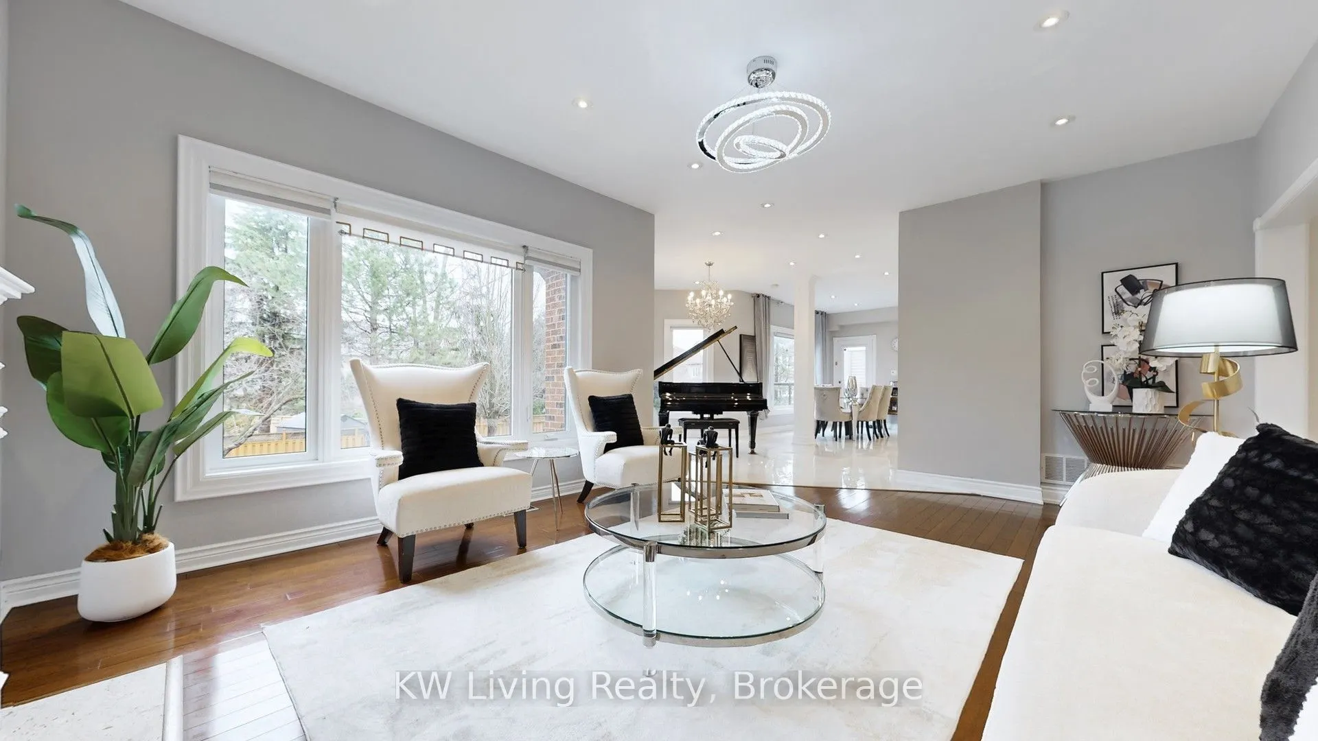 19 Spadina Road