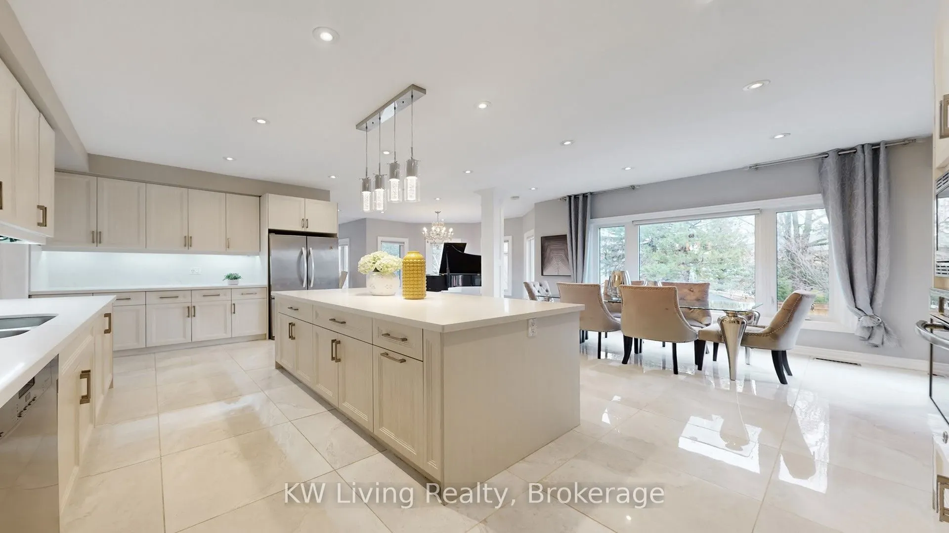 19 Spadina Road