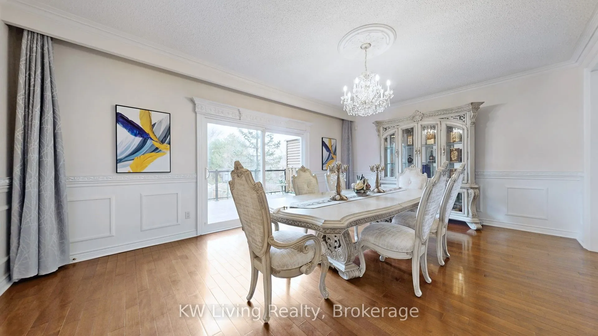 19 Spadina Road