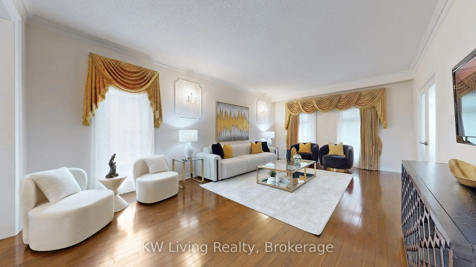 19 Spadina Road