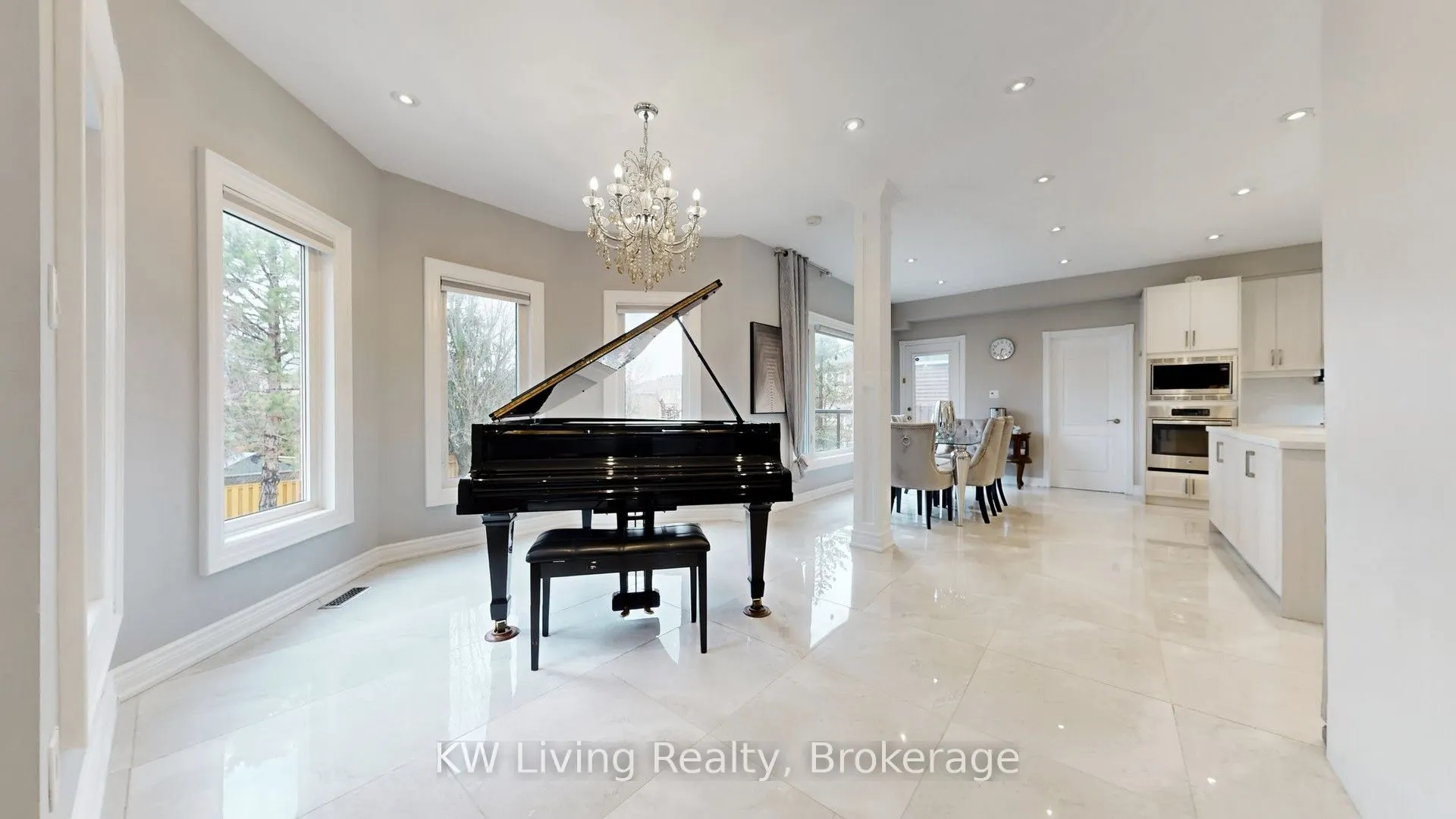 19 Spadina Road