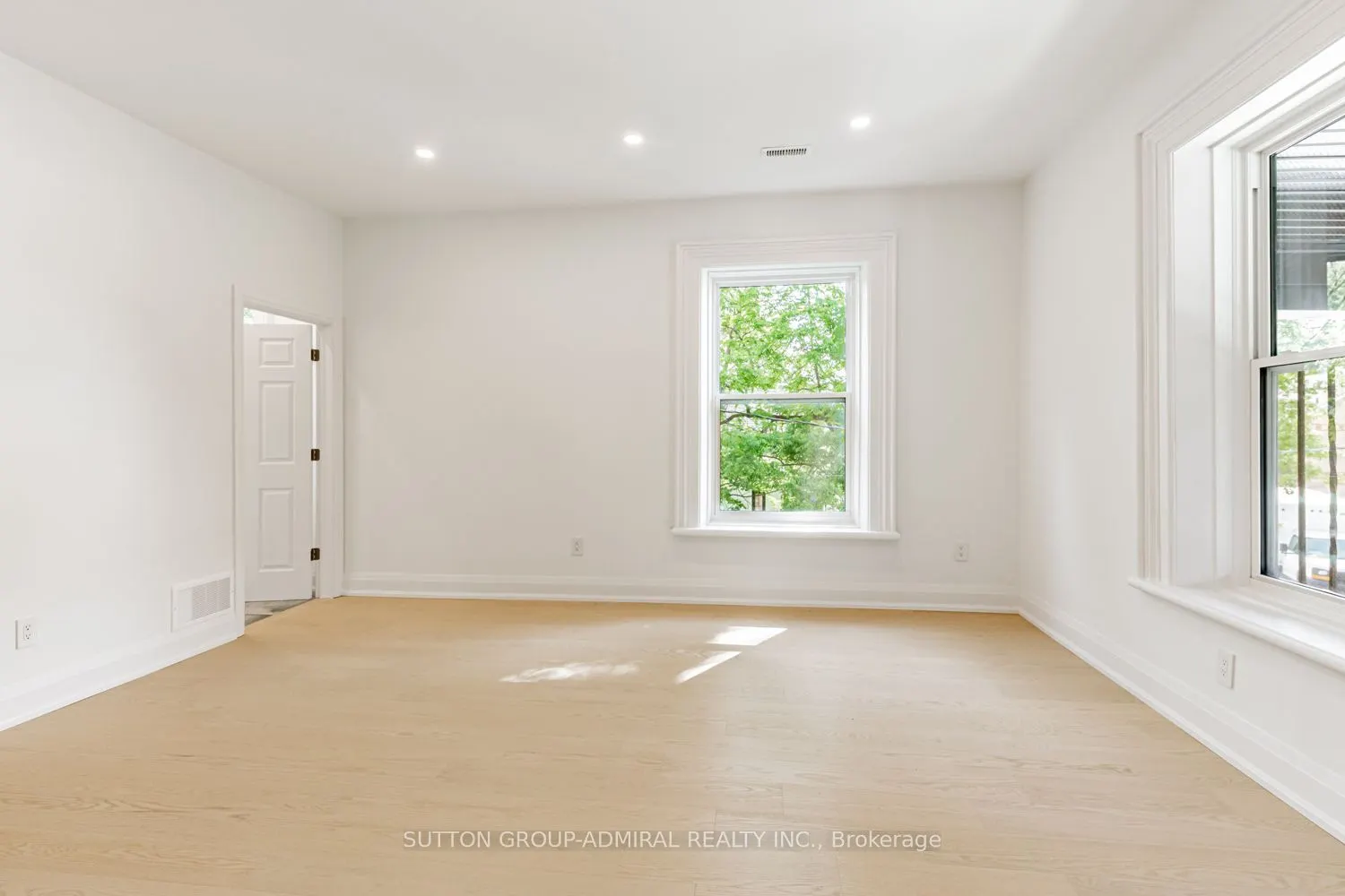 457 D'Arcy Street #1