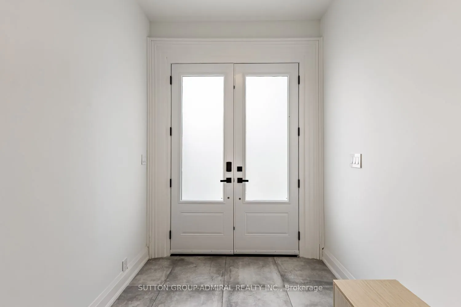 457 D'Arcy Street #1