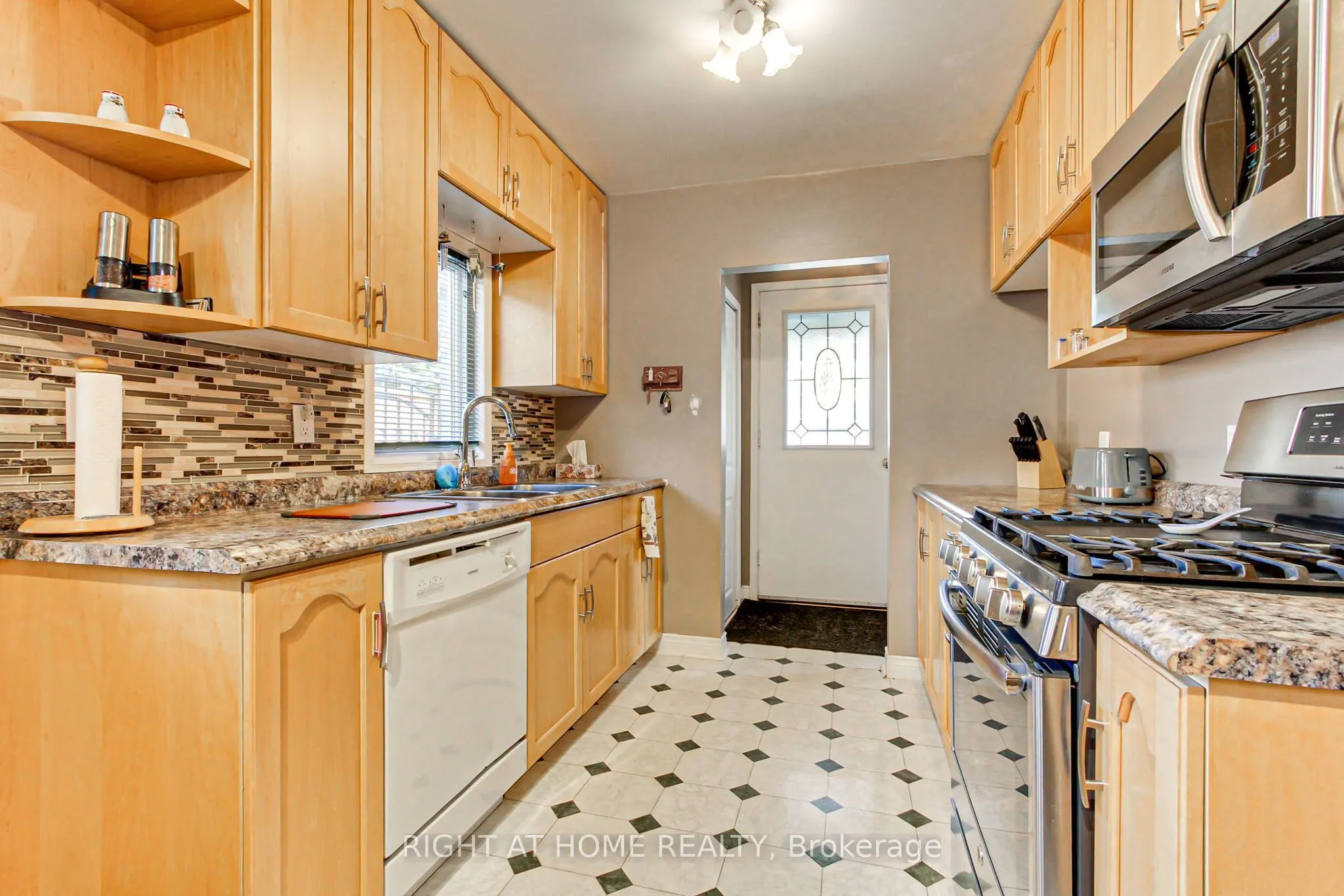 30 Kitimat Crescent