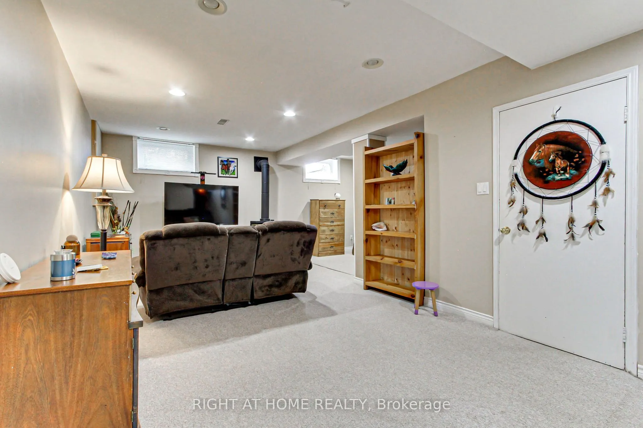 30 Kitimat Crescent