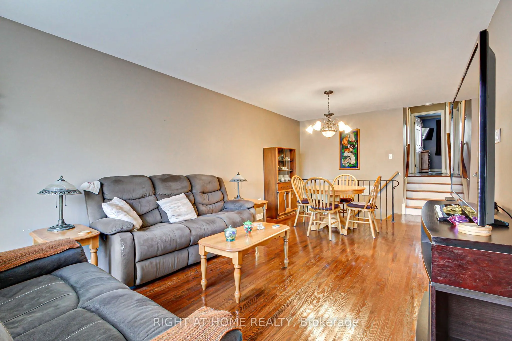 30 Kitimat Crescent