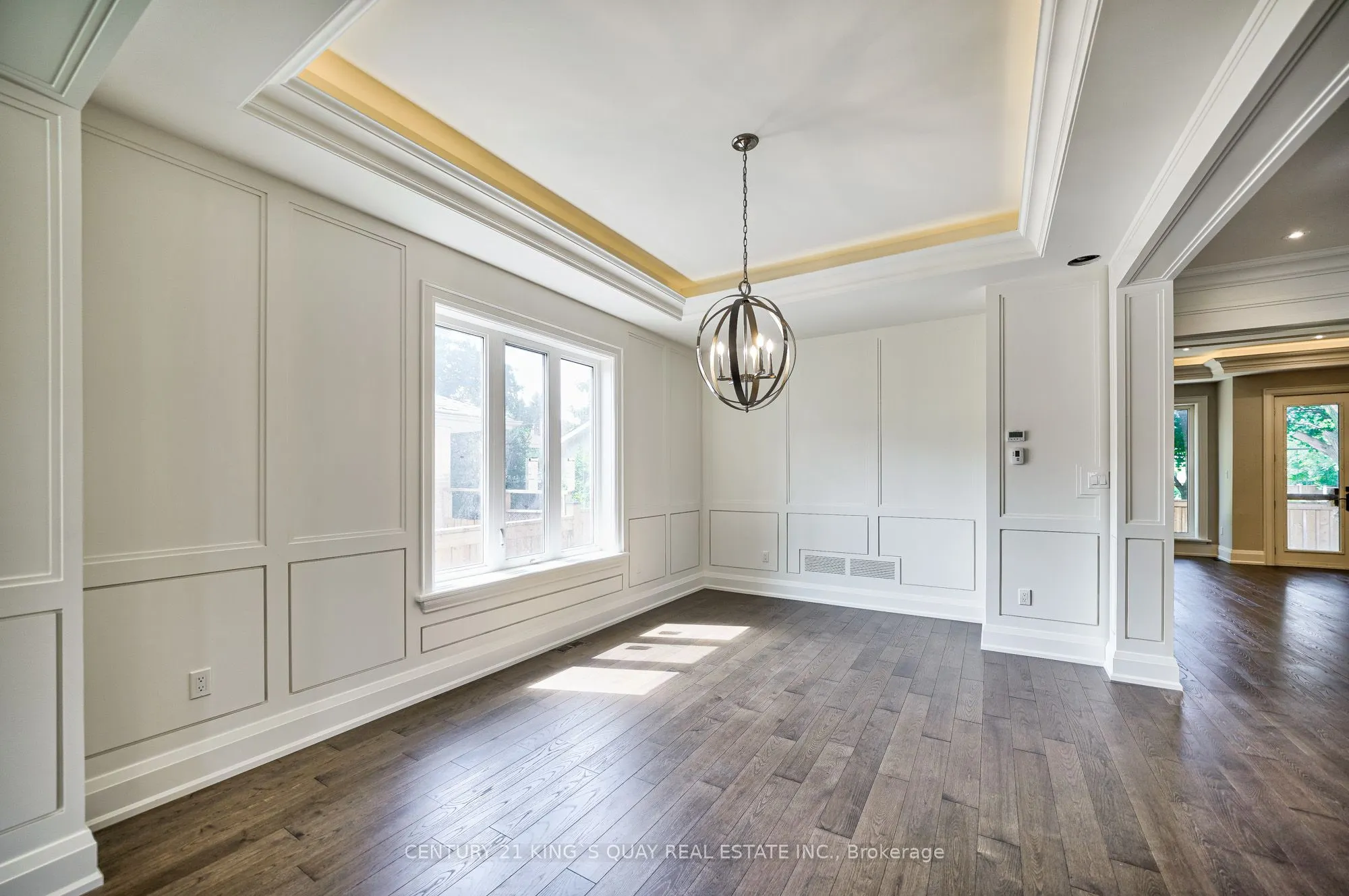 82 Cartier Crescent