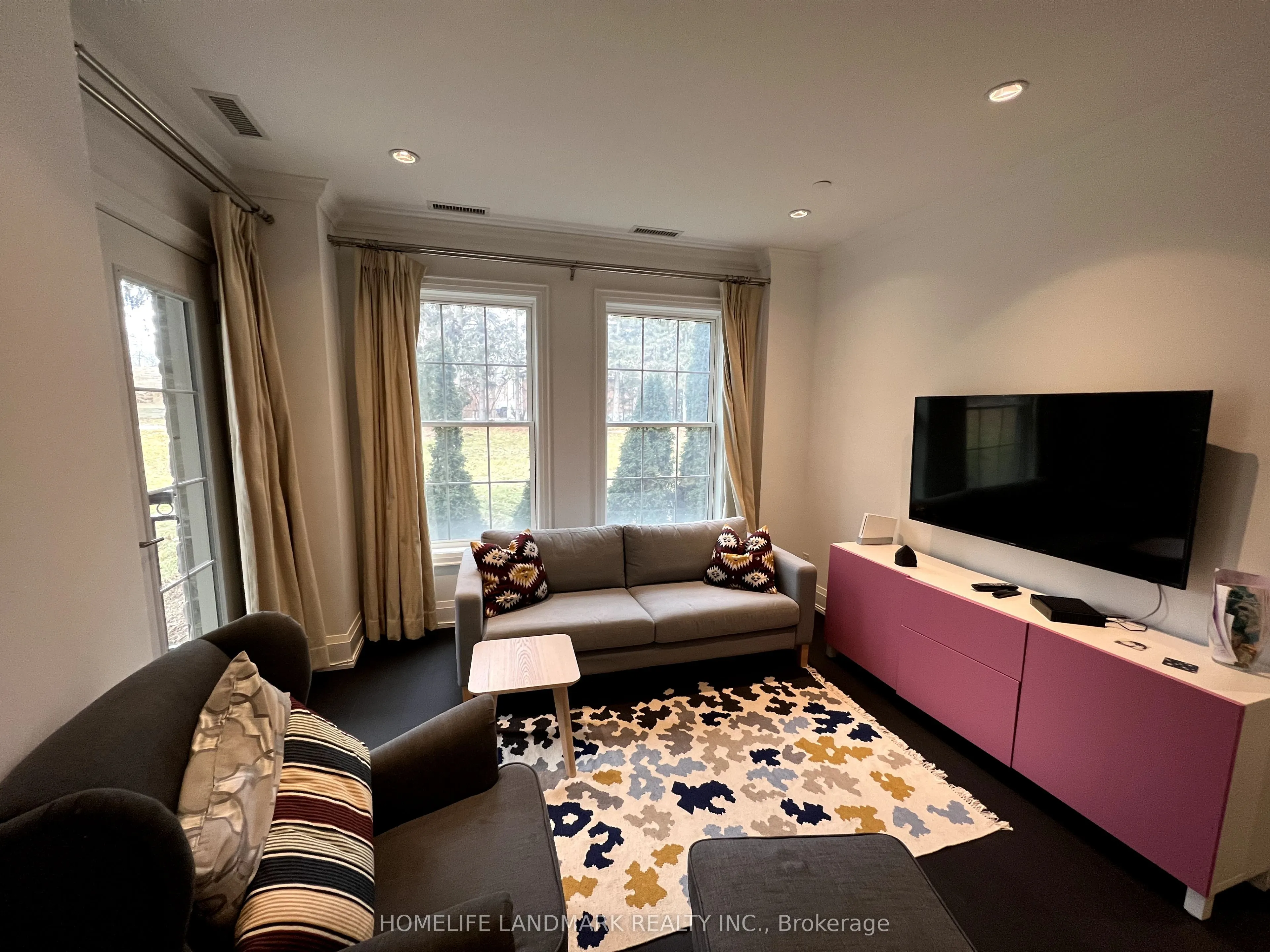 10360 Islington Avenue #211
