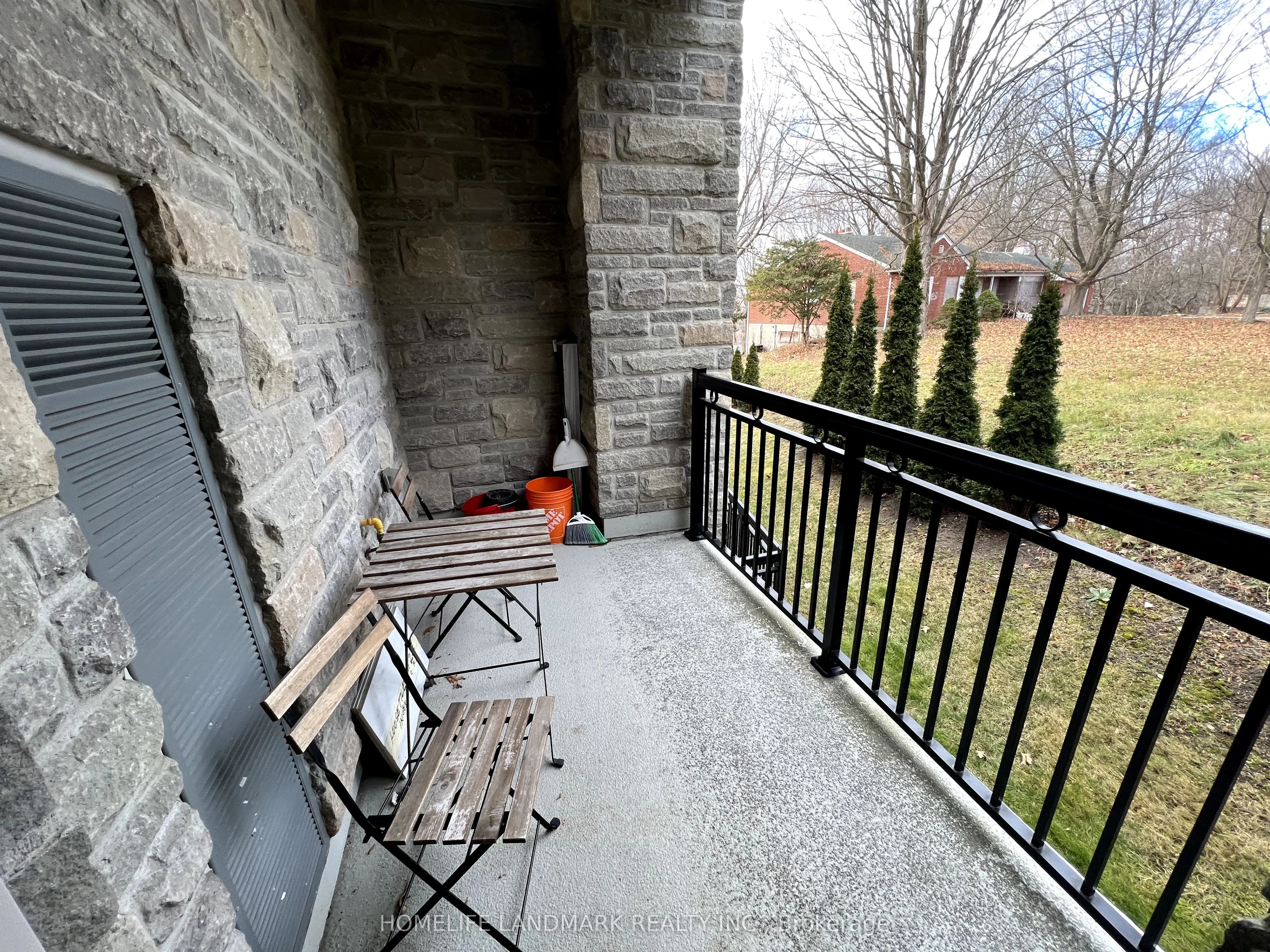 10360 Islington Avenue #211