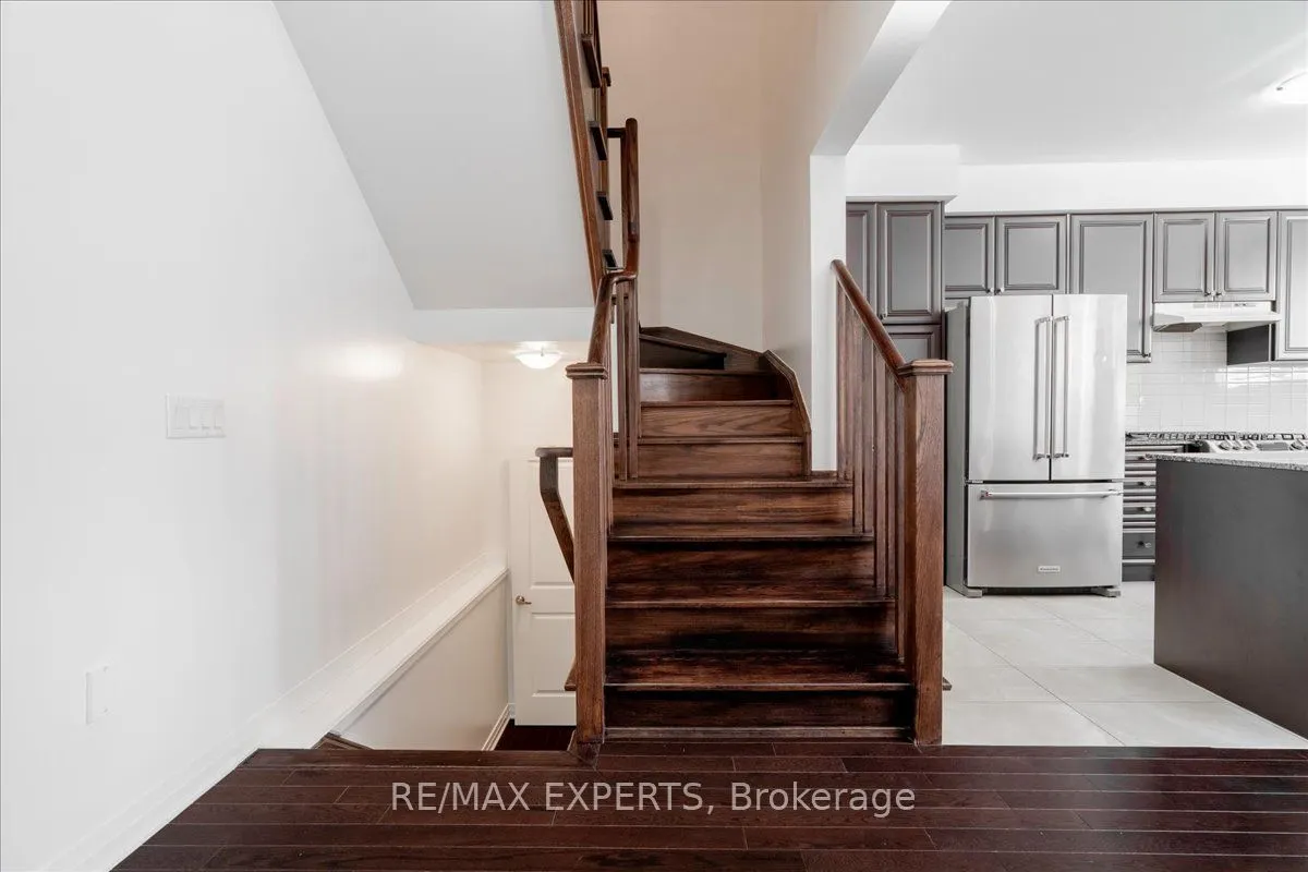 35 Landolfi Way
