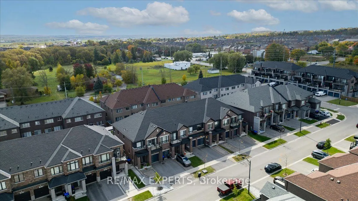 35 Landolfi Way