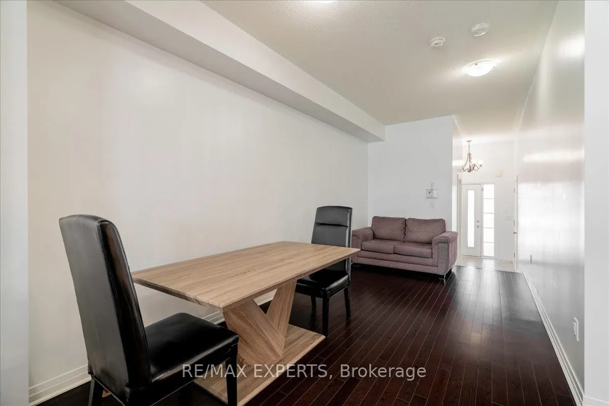 35 Landolfi Way