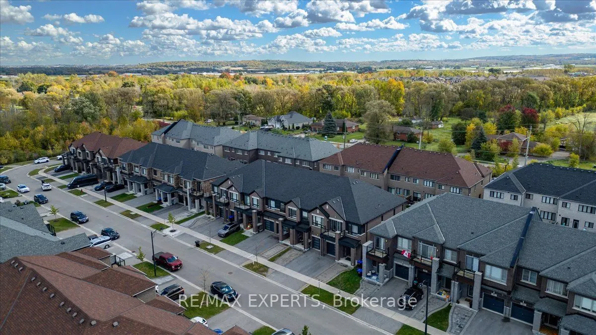 35 Landolfi Way
